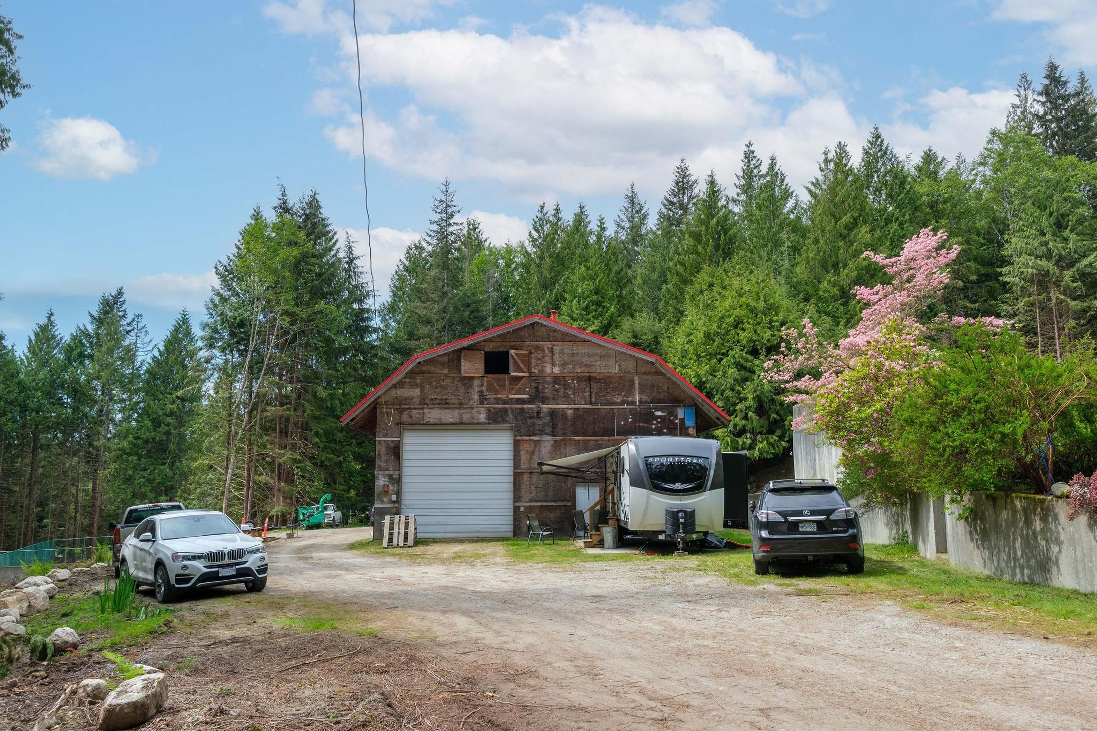 3318-42 LINWOOD ROAD - 33