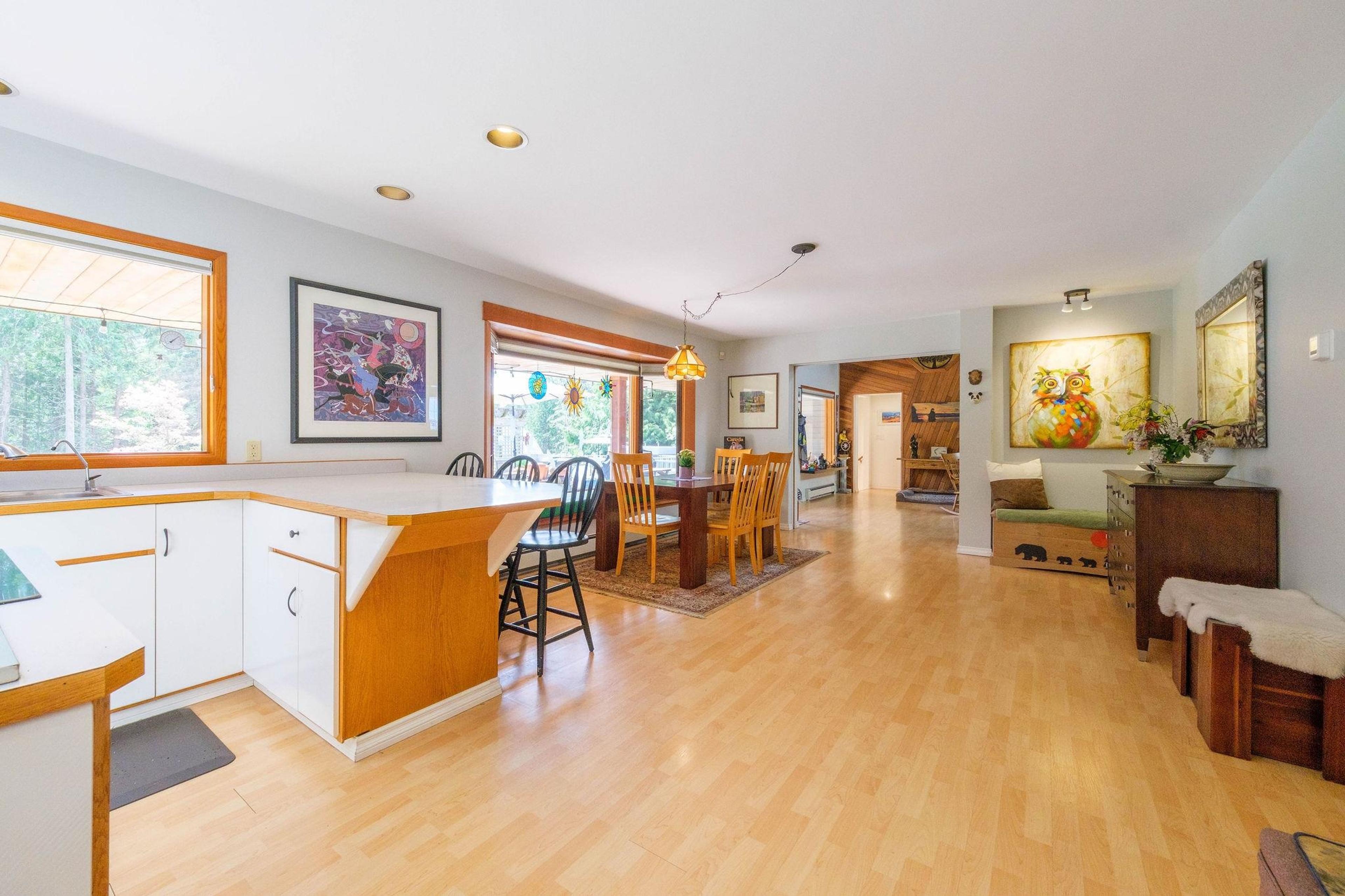 3318-42 LINWOOD ROAD - 19