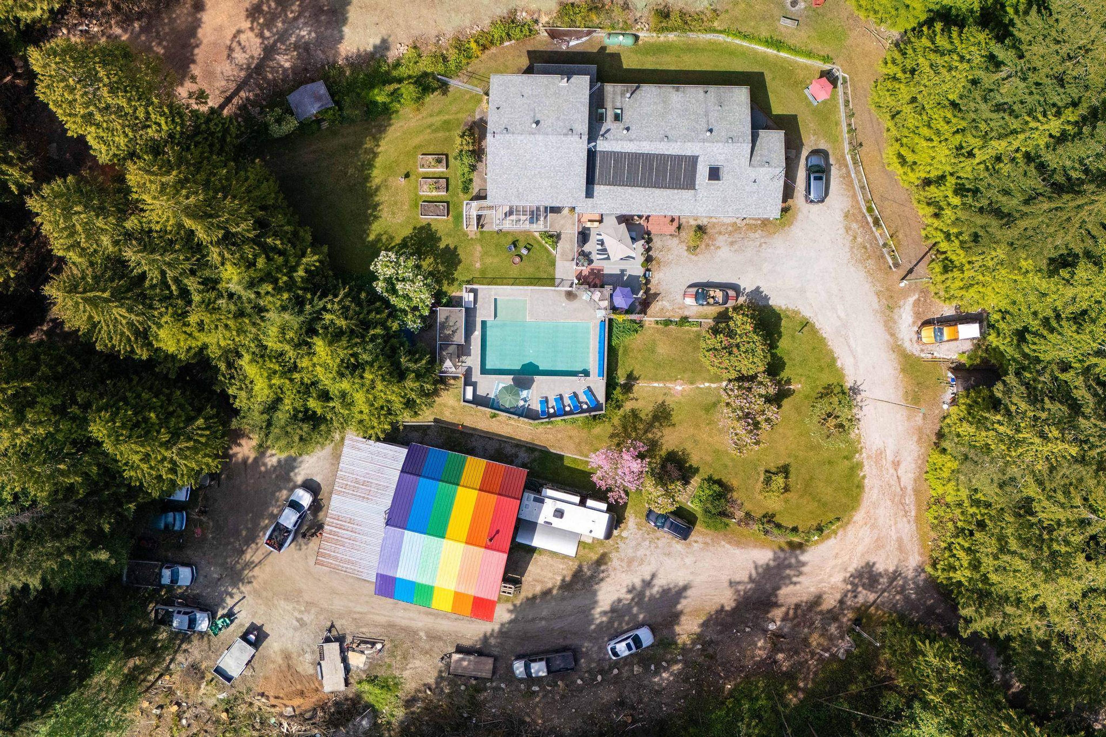 3318-42 LINWOOD ROAD - 40