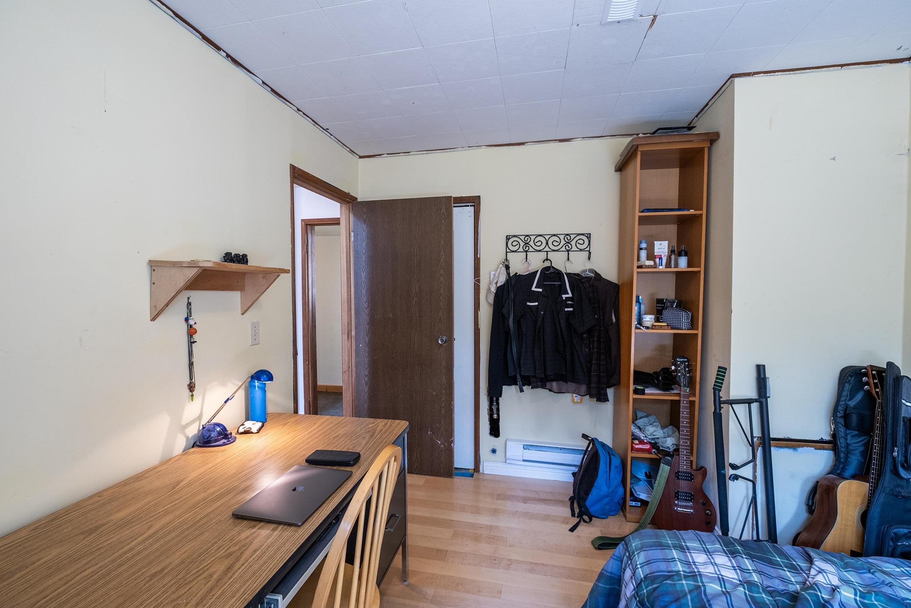 1160 ROSAMUND ROAD - 24