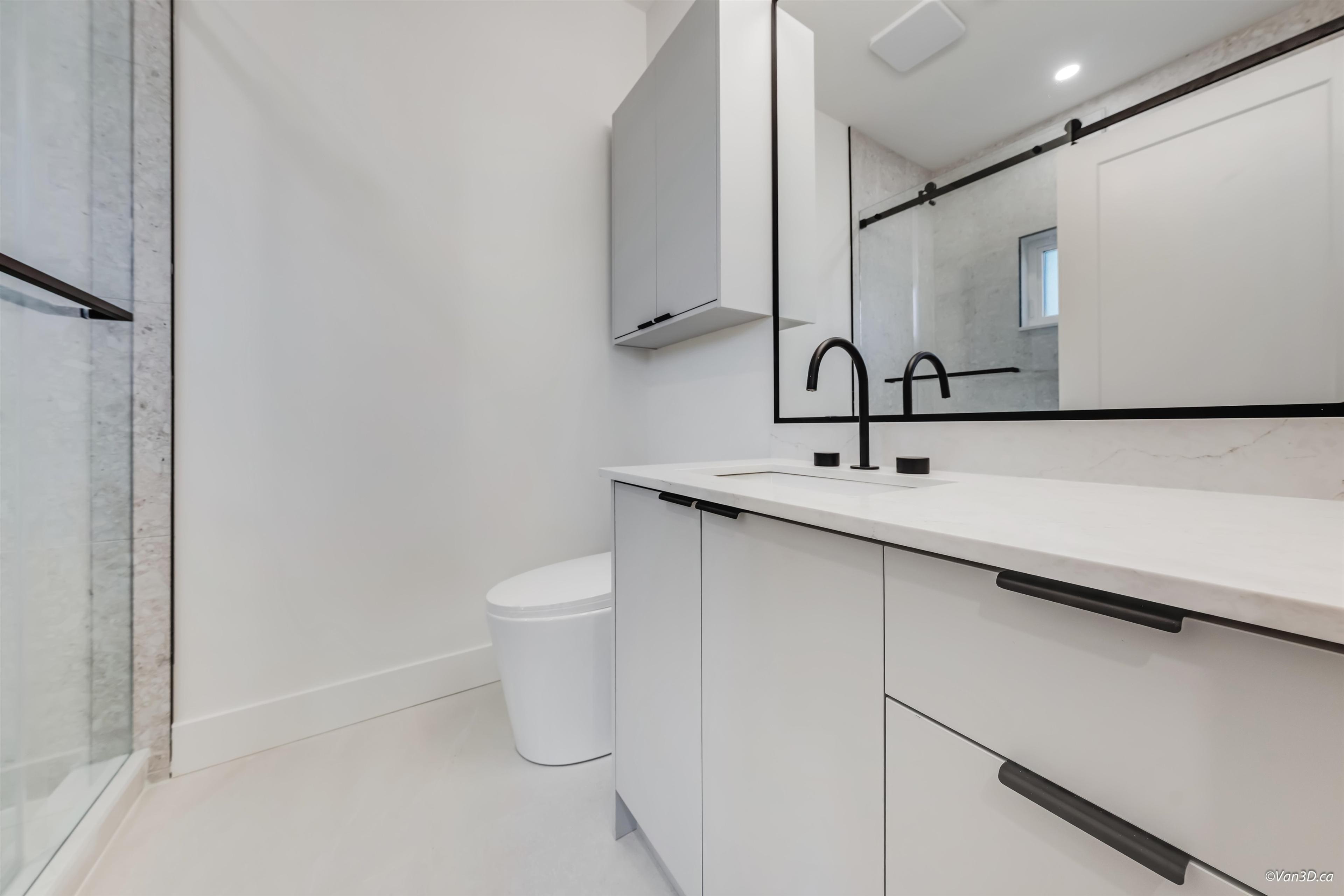 #4 4211 GRAVELEY STREET - 16