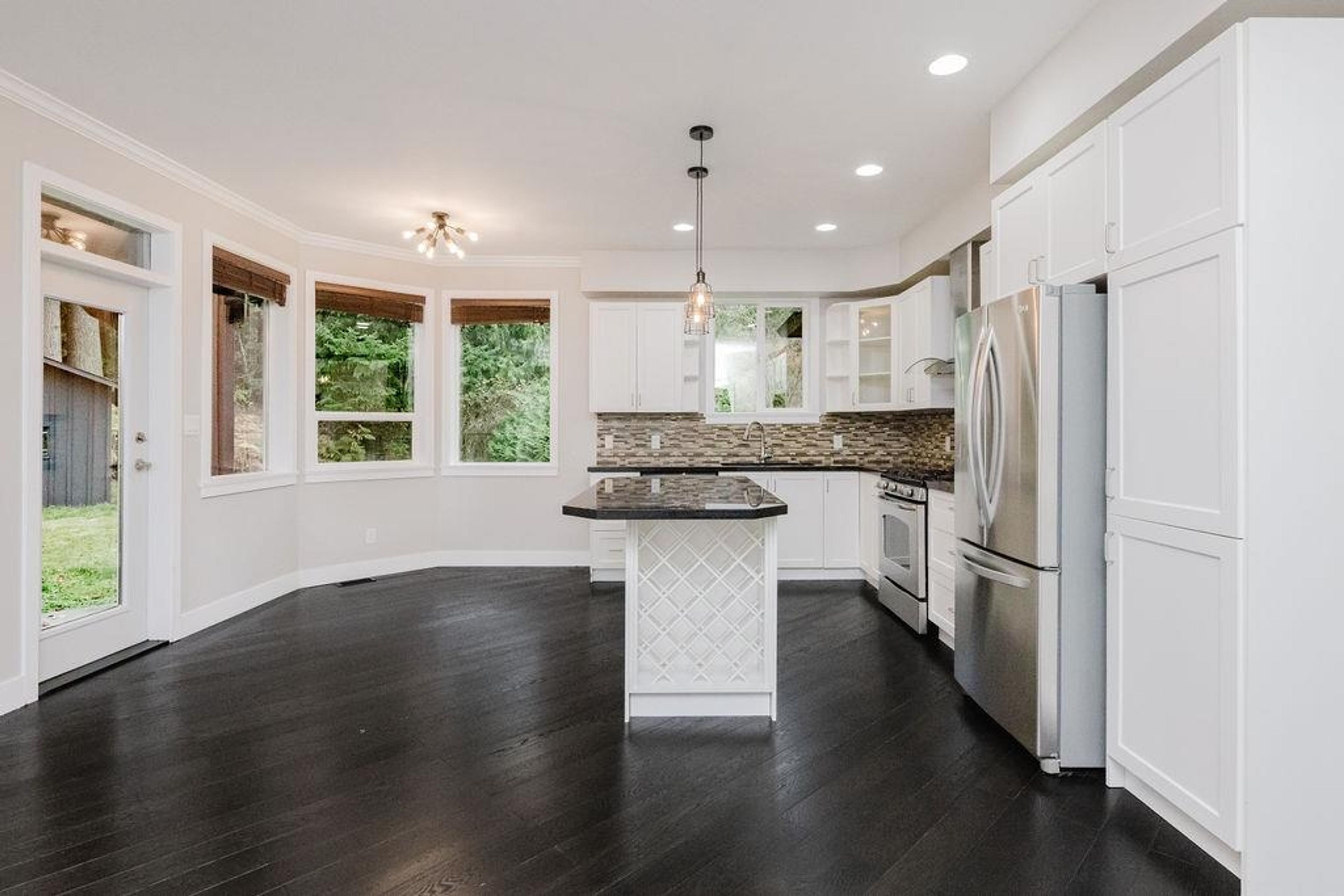 597 OCEANVIEW DRIVE - 12