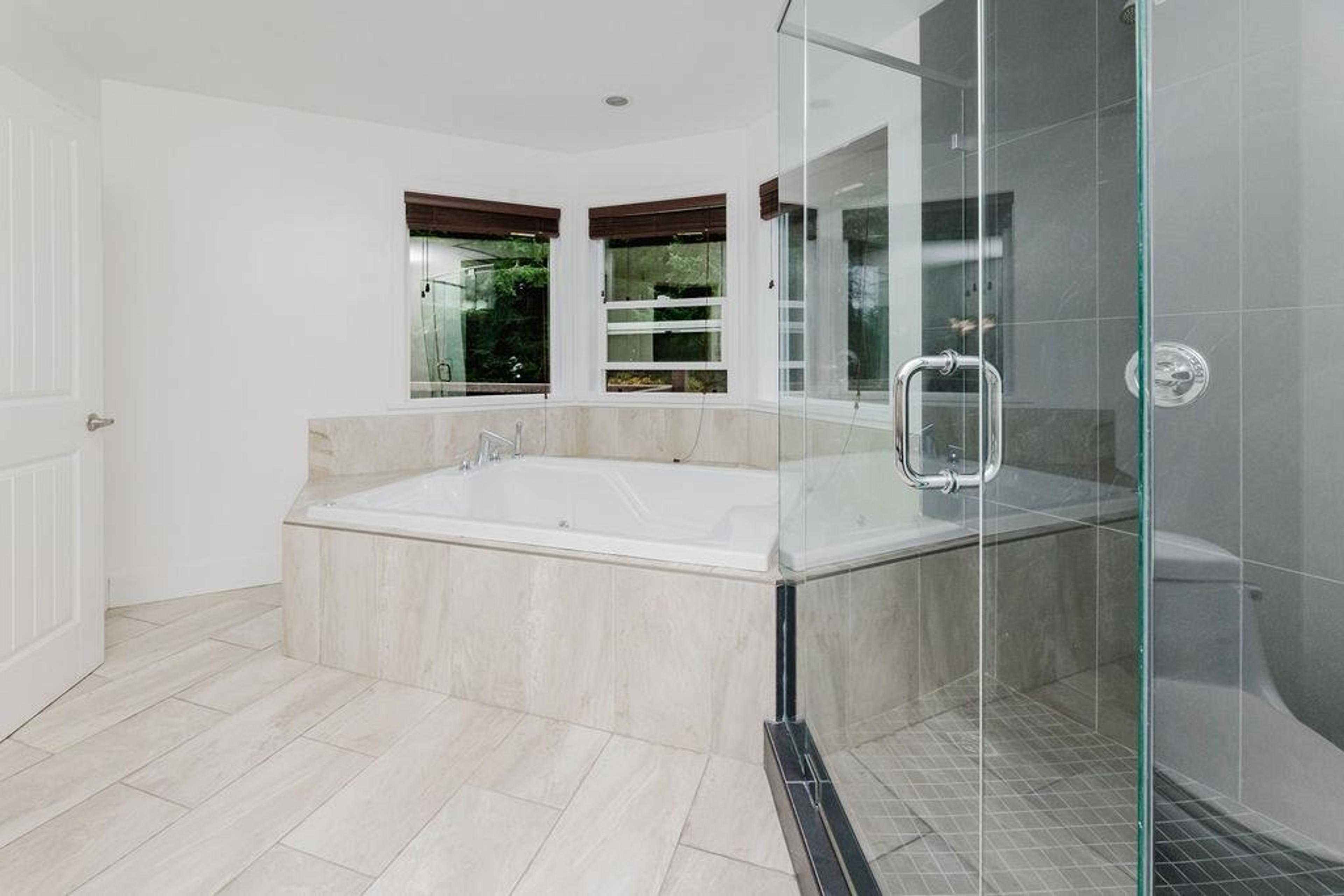 597 OCEANVIEW DRIVE - 26