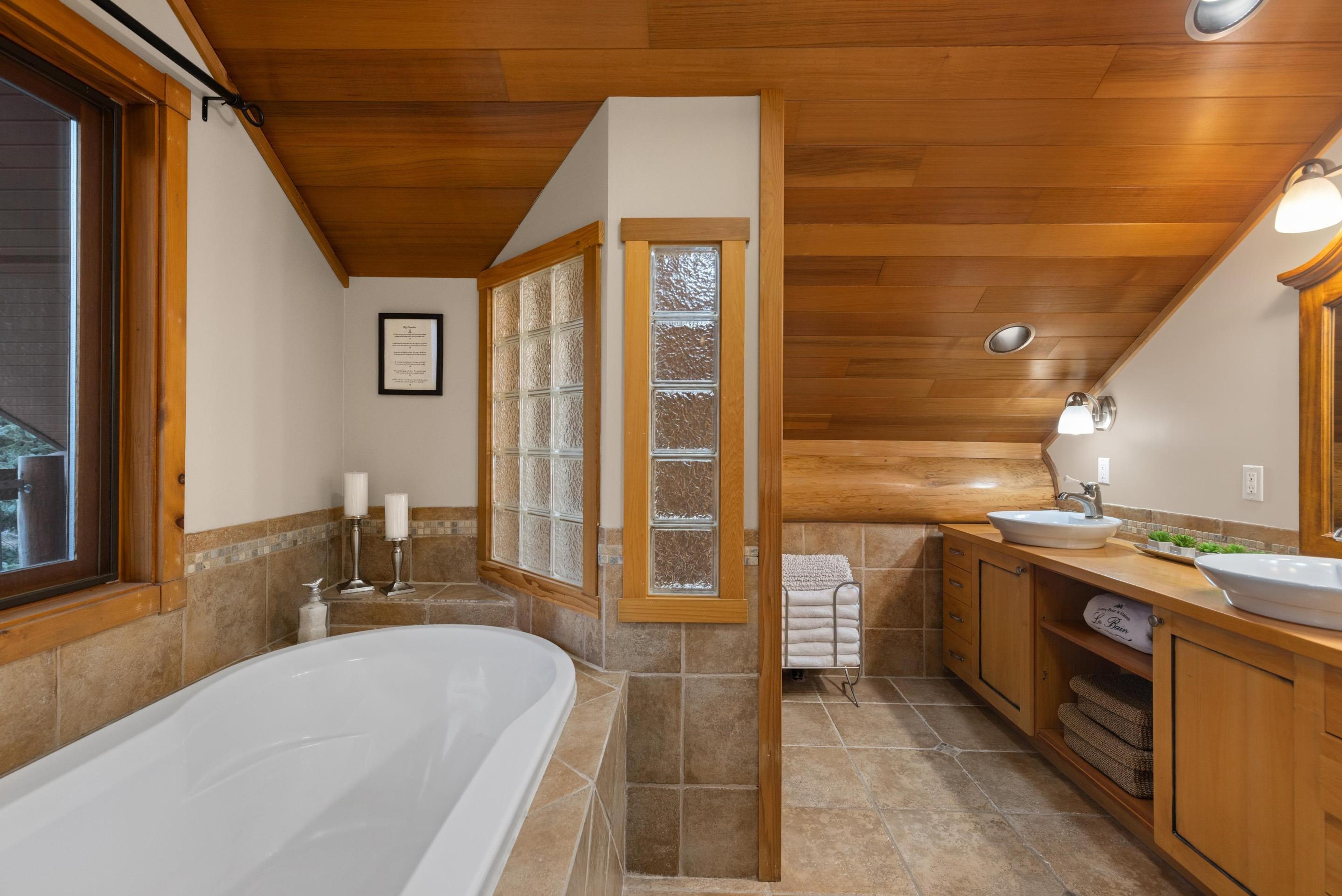 1539 PORTAGE ROAD - 22