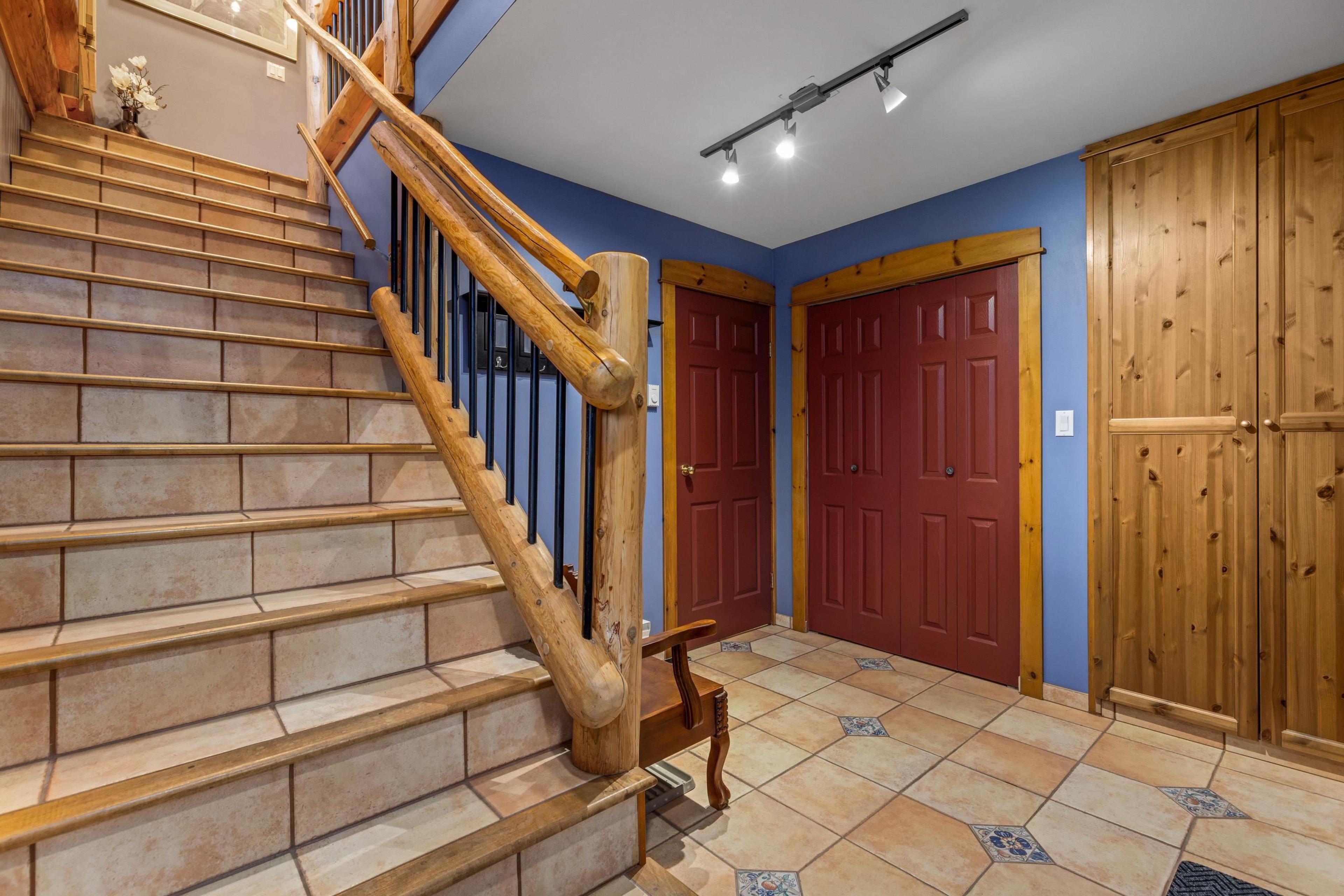 1539 PORTAGE ROAD - 33