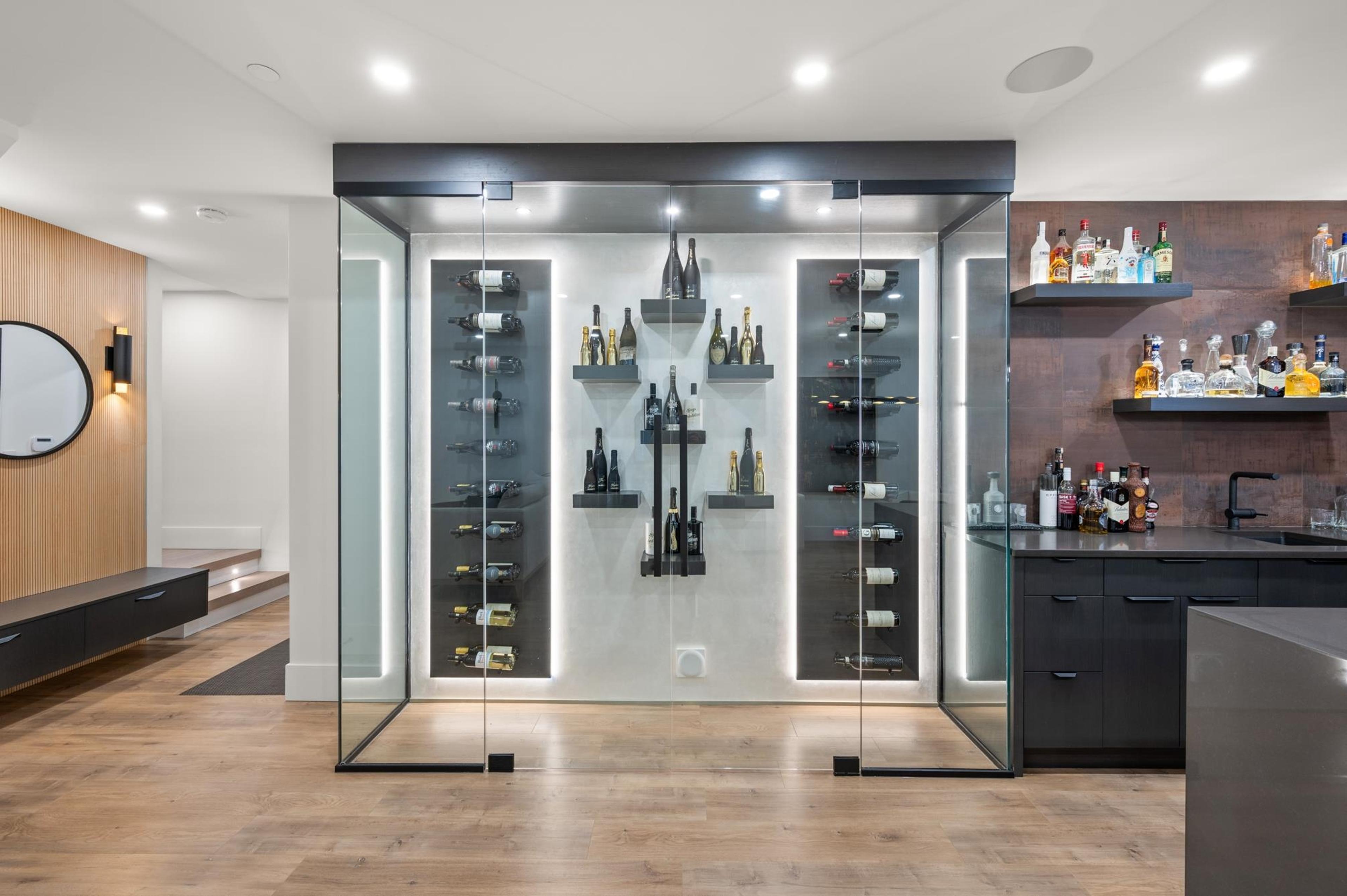 1265 KENT STREET - 23