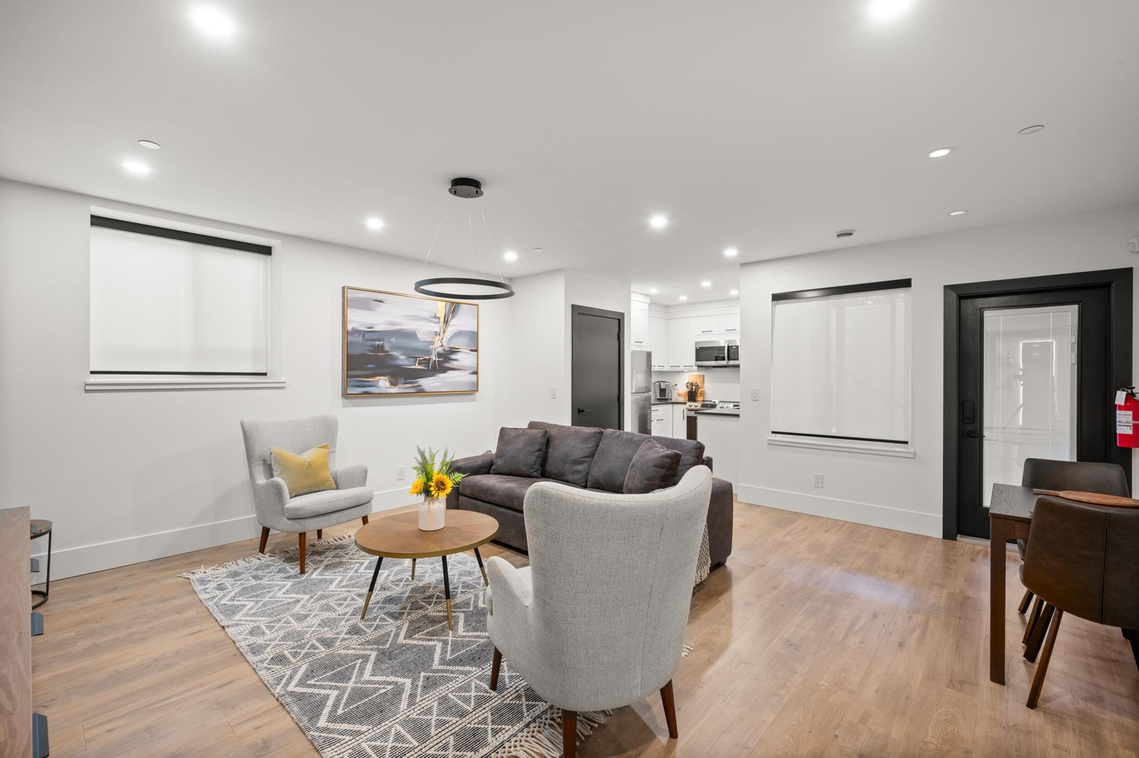 1265 KENT STREET - 24