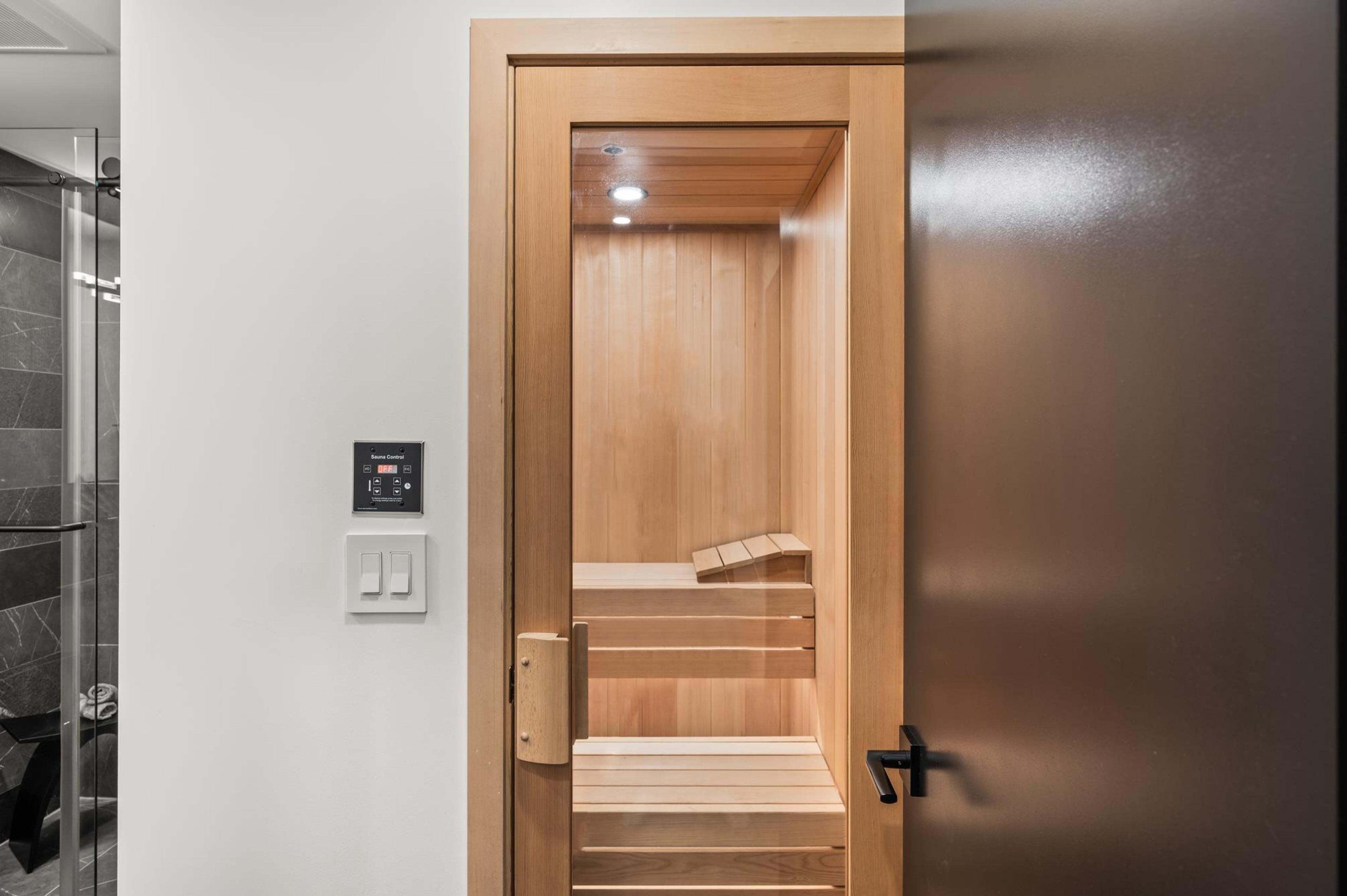 1265 KENT STREET - 37