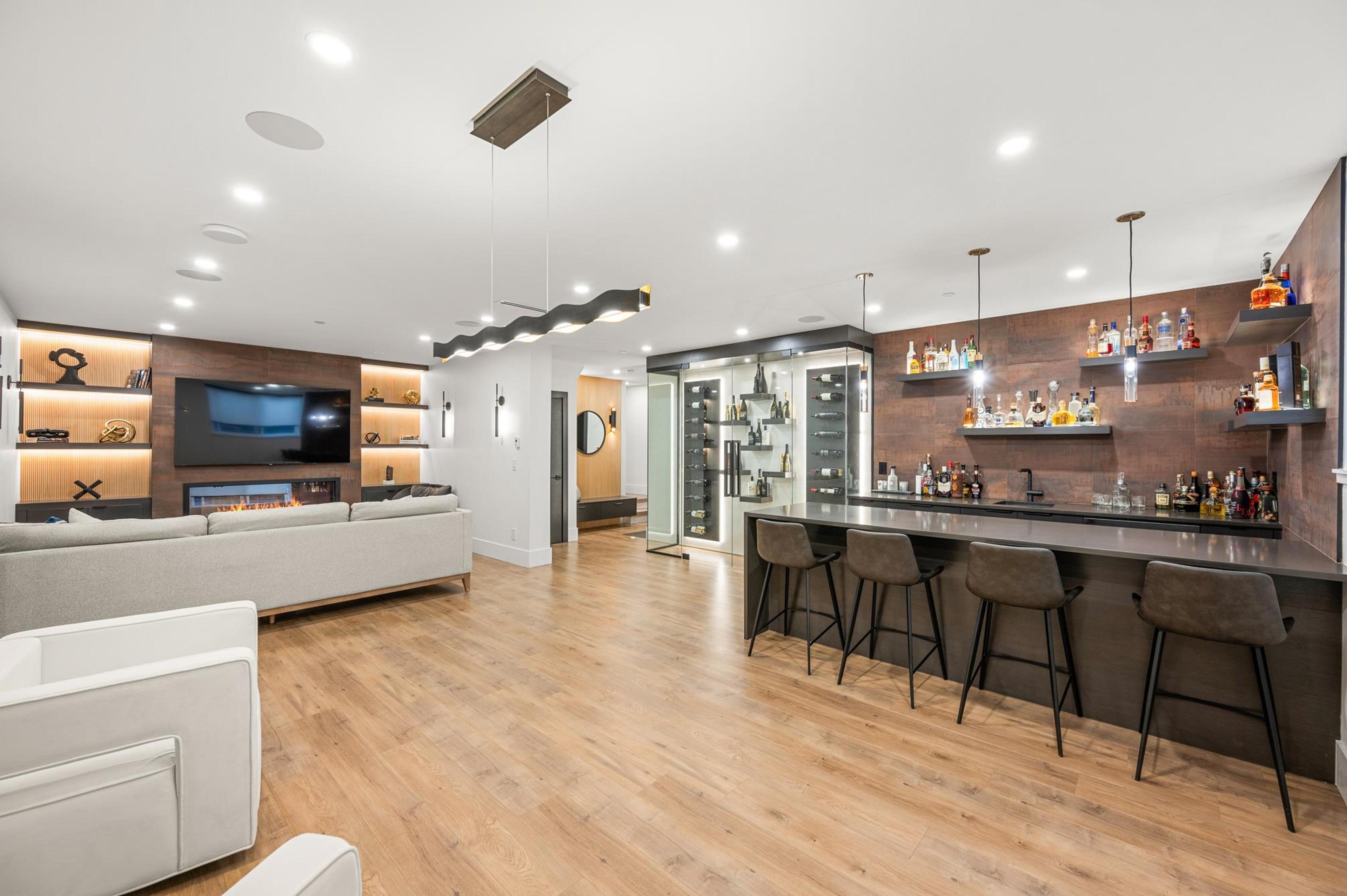 1265 KENT STREET - 19