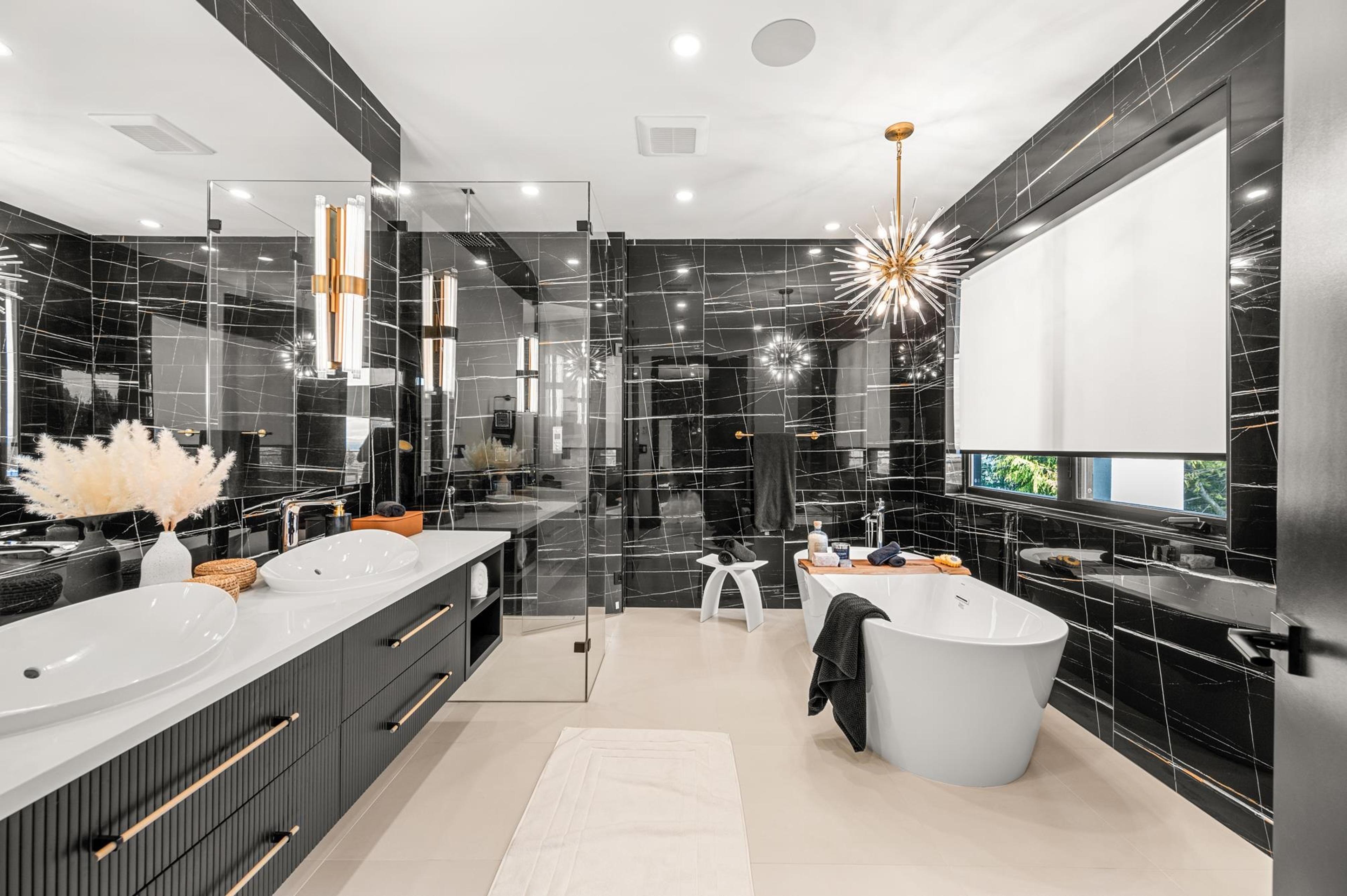 1265 KENT STREET - 31