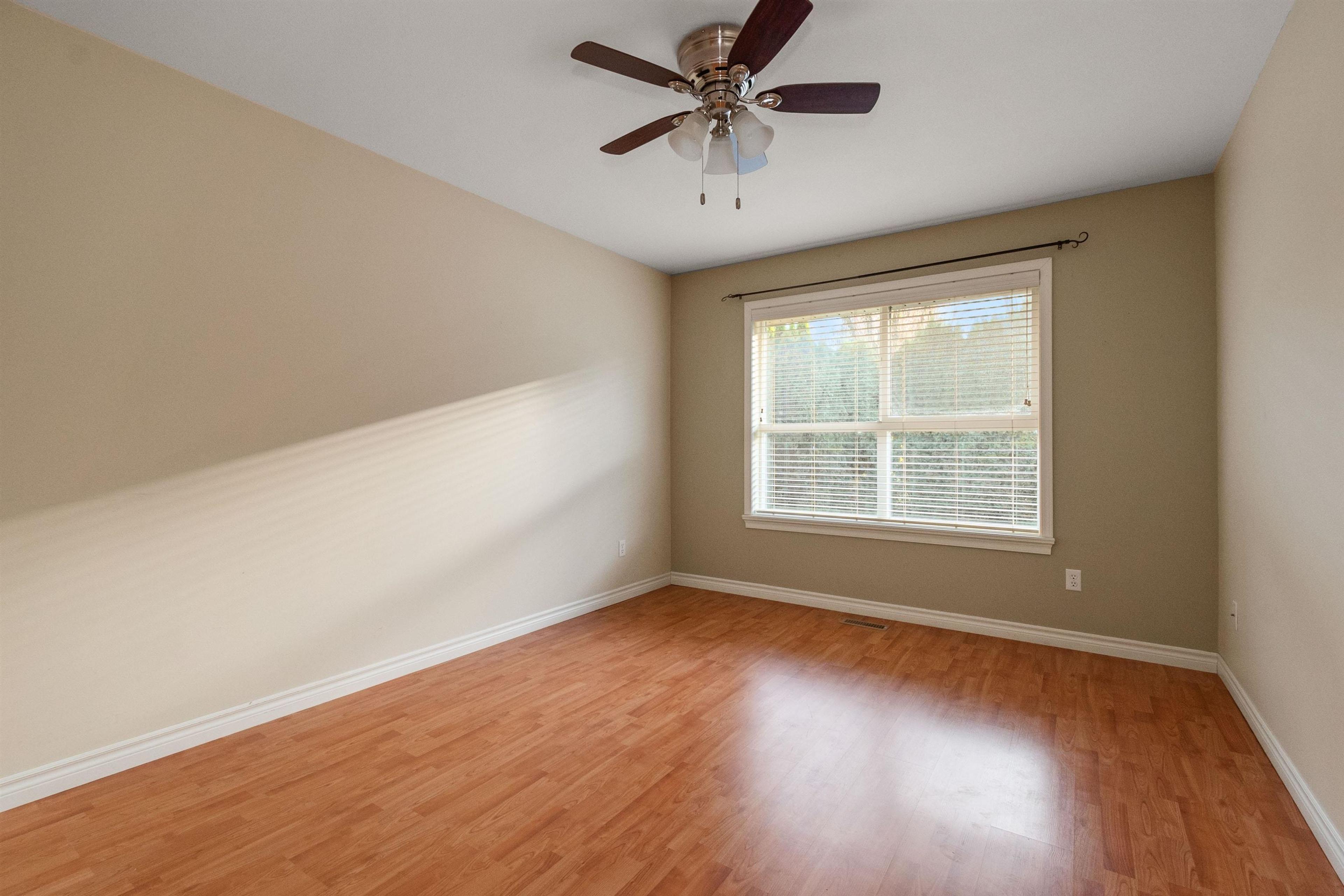 #15 7291 MORROW ROAD - 23