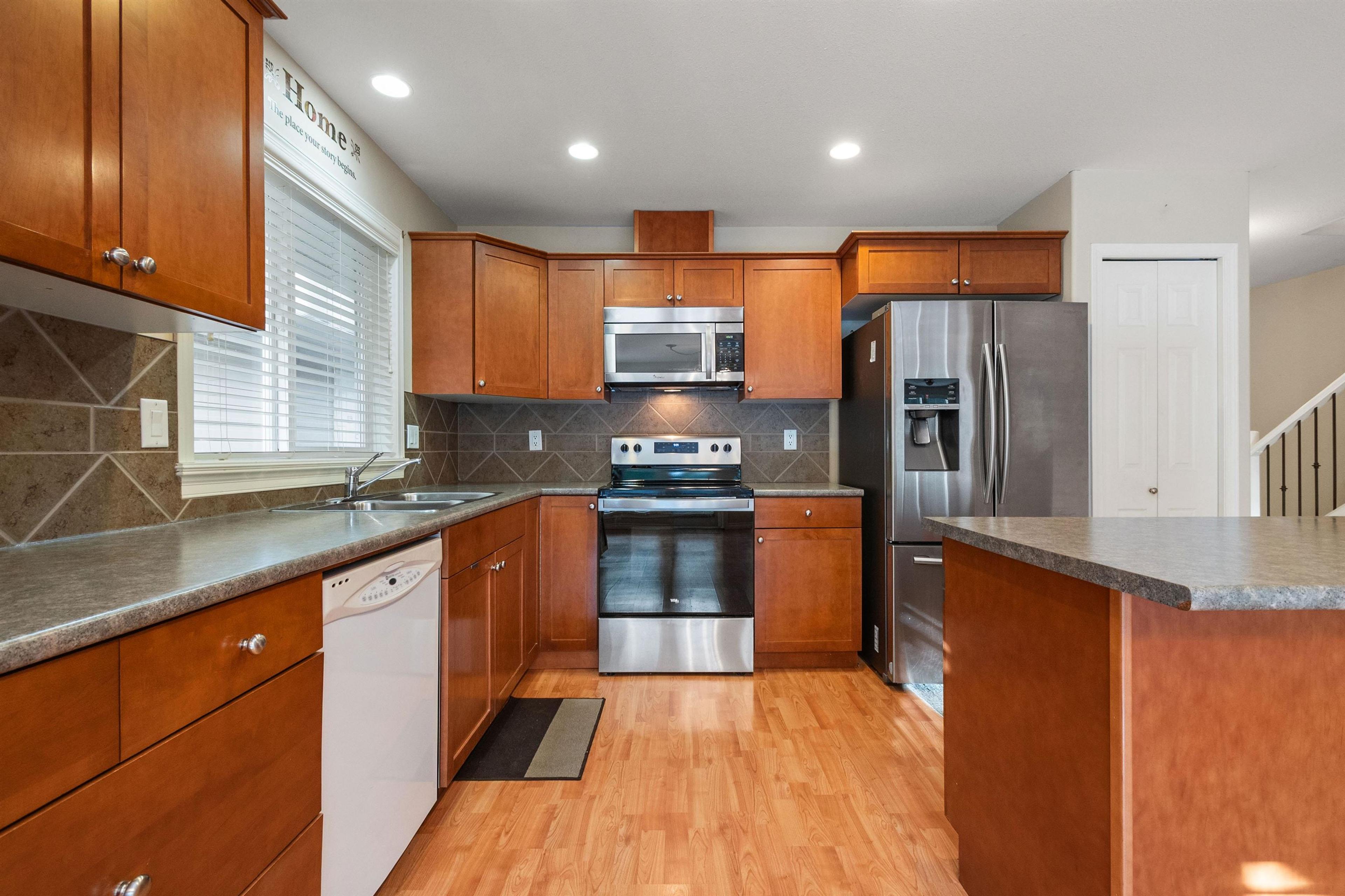 #15 7291 MORROW ROAD - 12