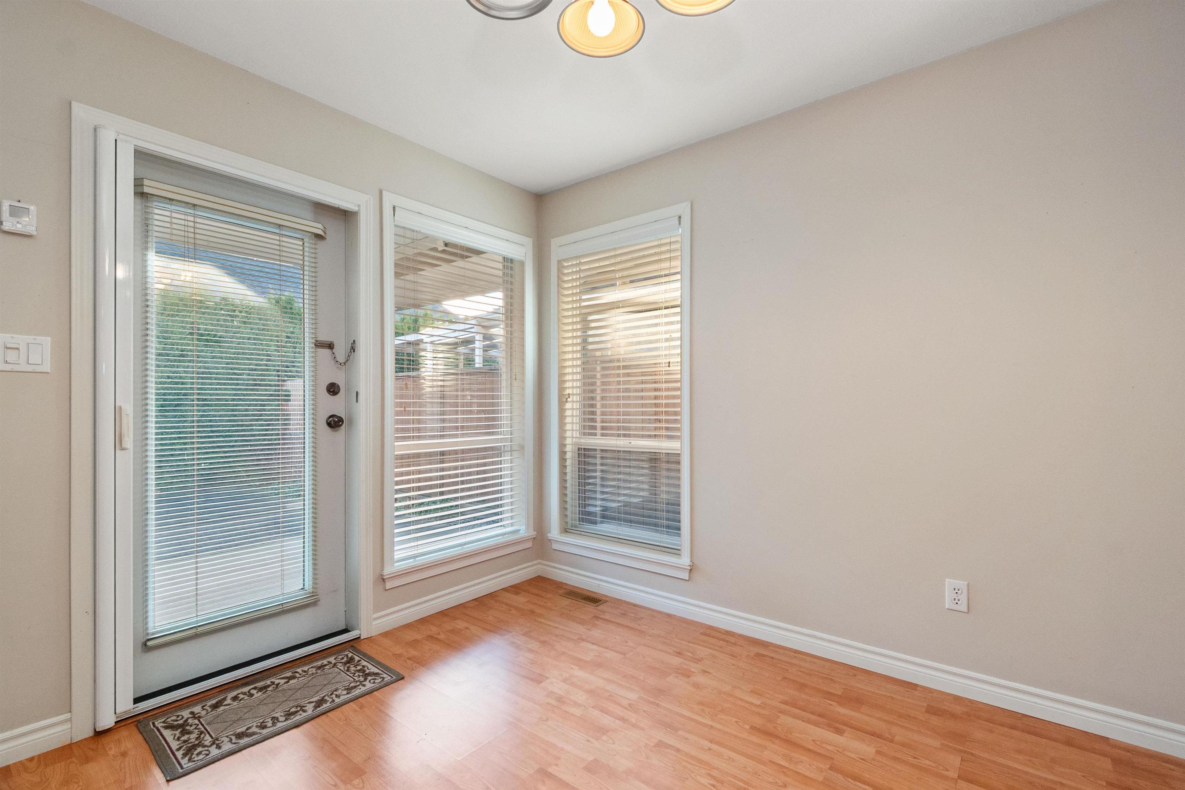 #15 7291 MORROW ROAD - 22