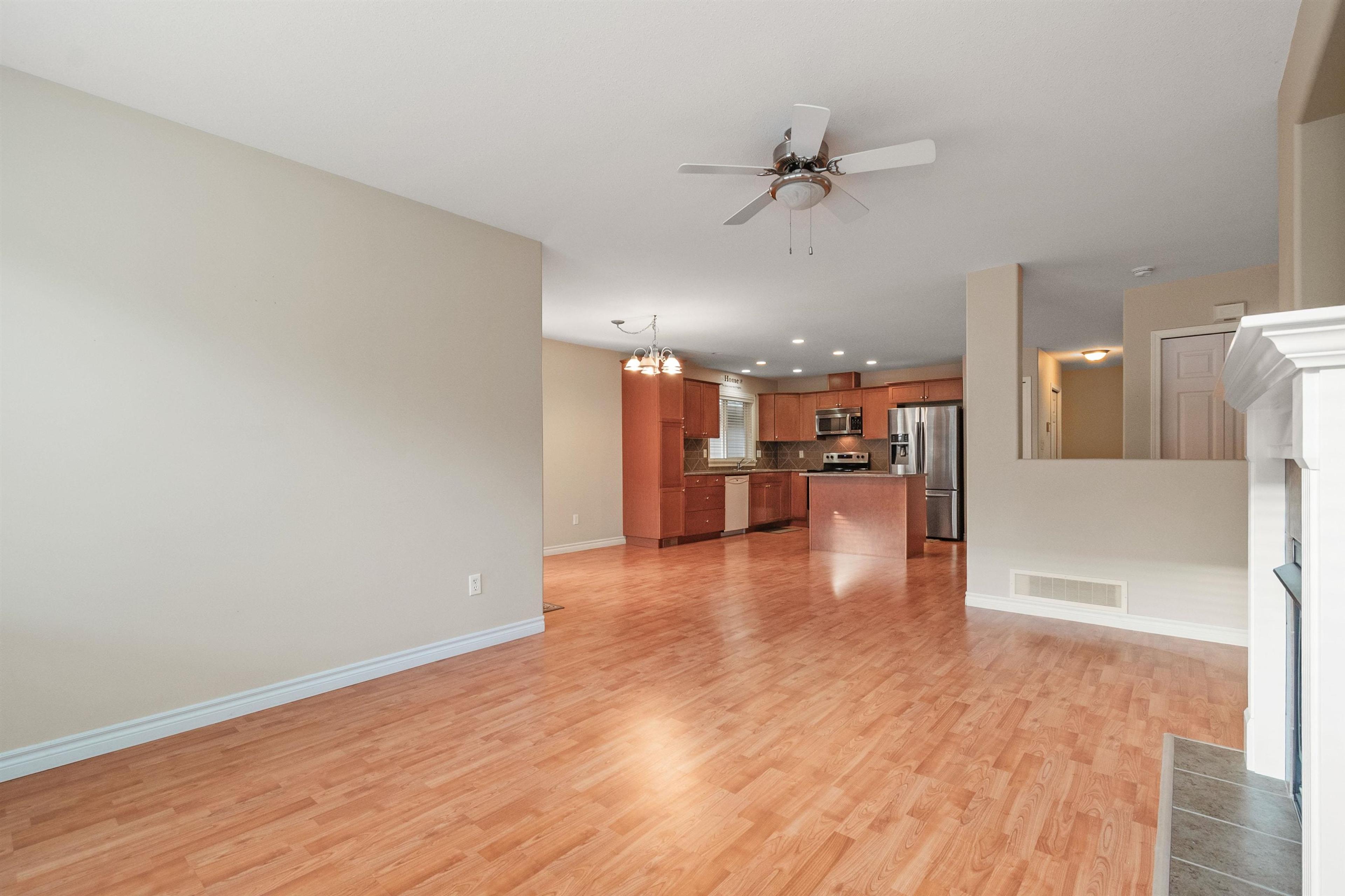 #15 7291 MORROW ROAD - 20