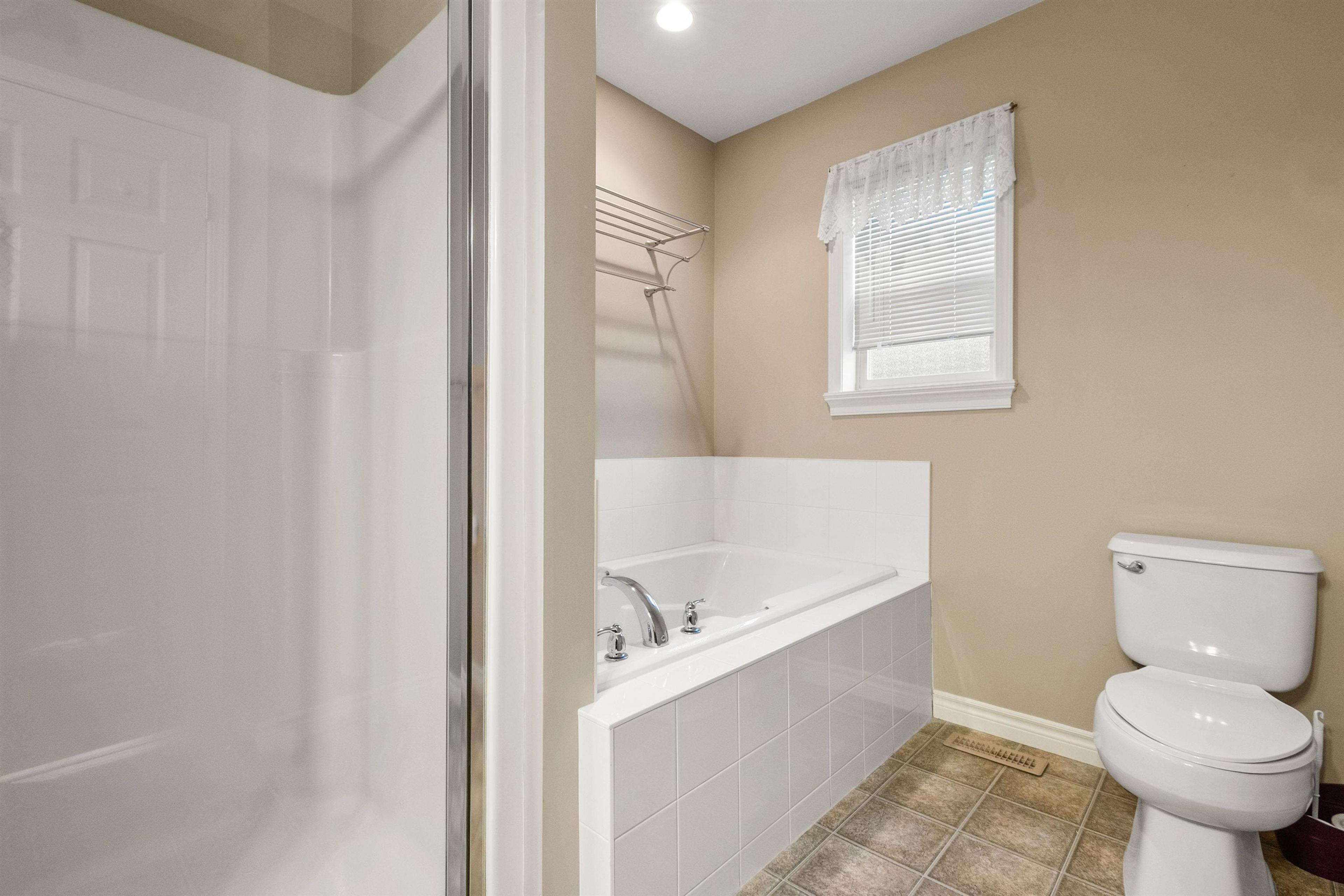 #15 7291 MORROW ROAD - 25