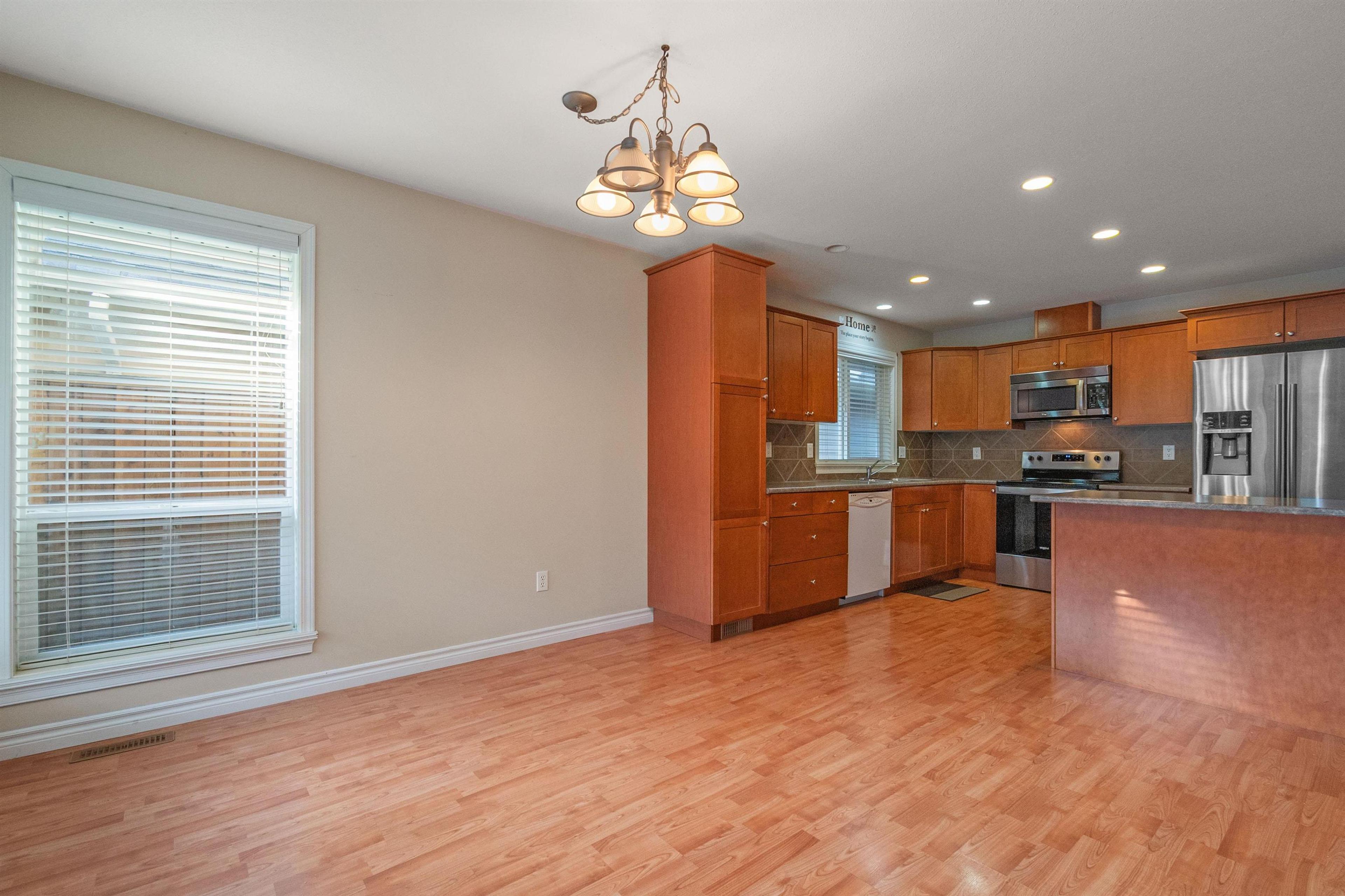 #15 7291 MORROW ROAD - 21