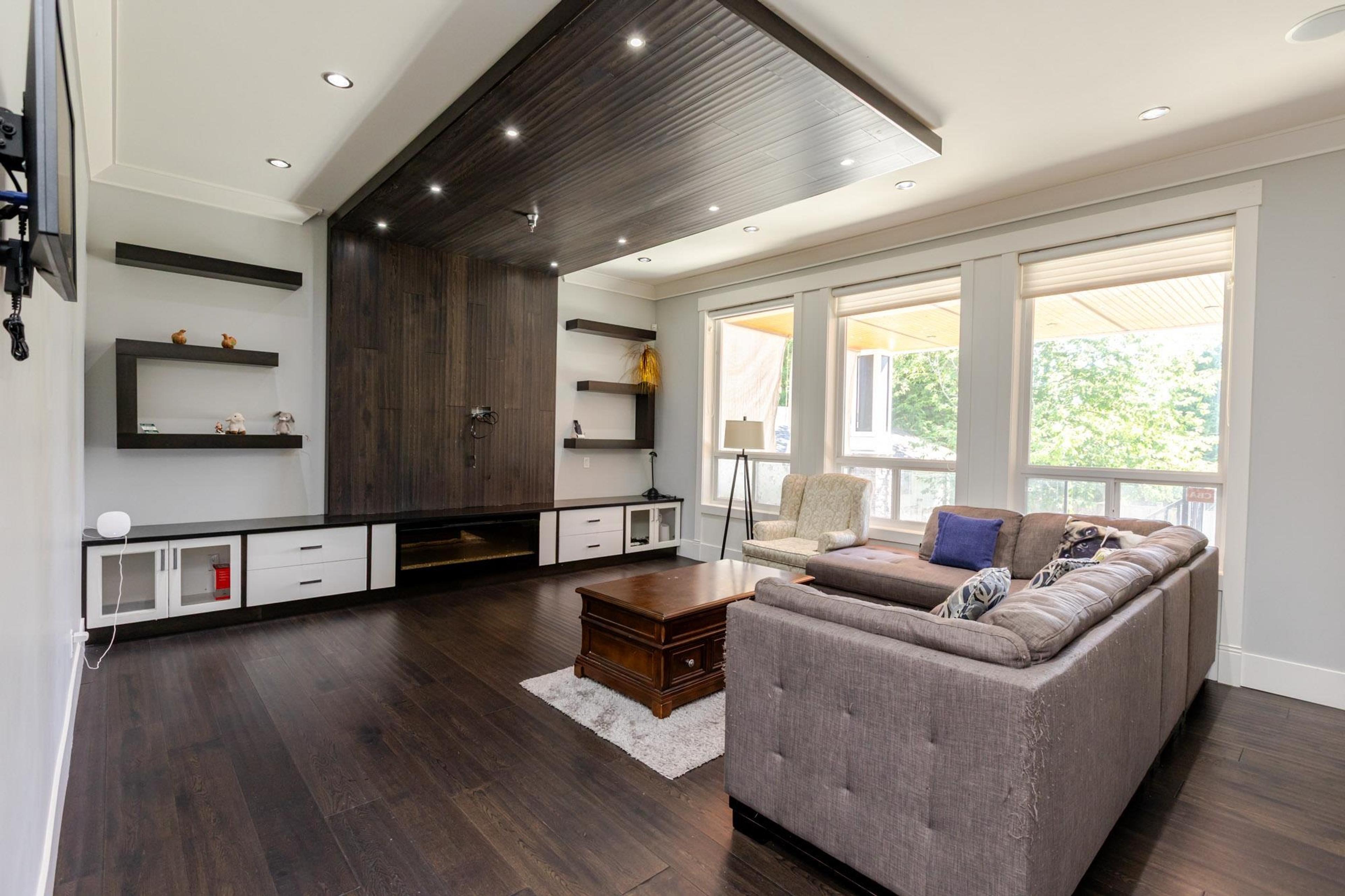 1540 MAPLE STREET - 13