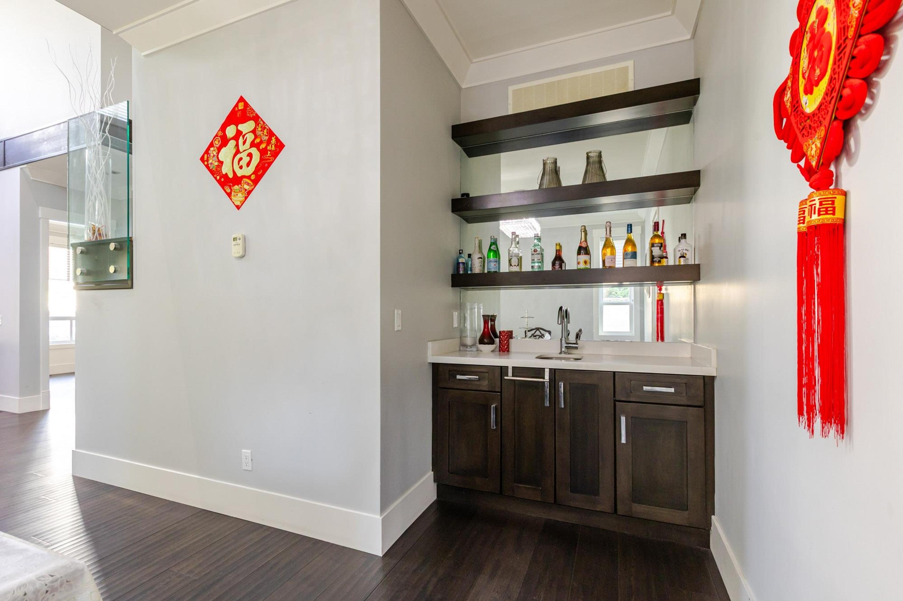 1540 MAPLE STREET - 32