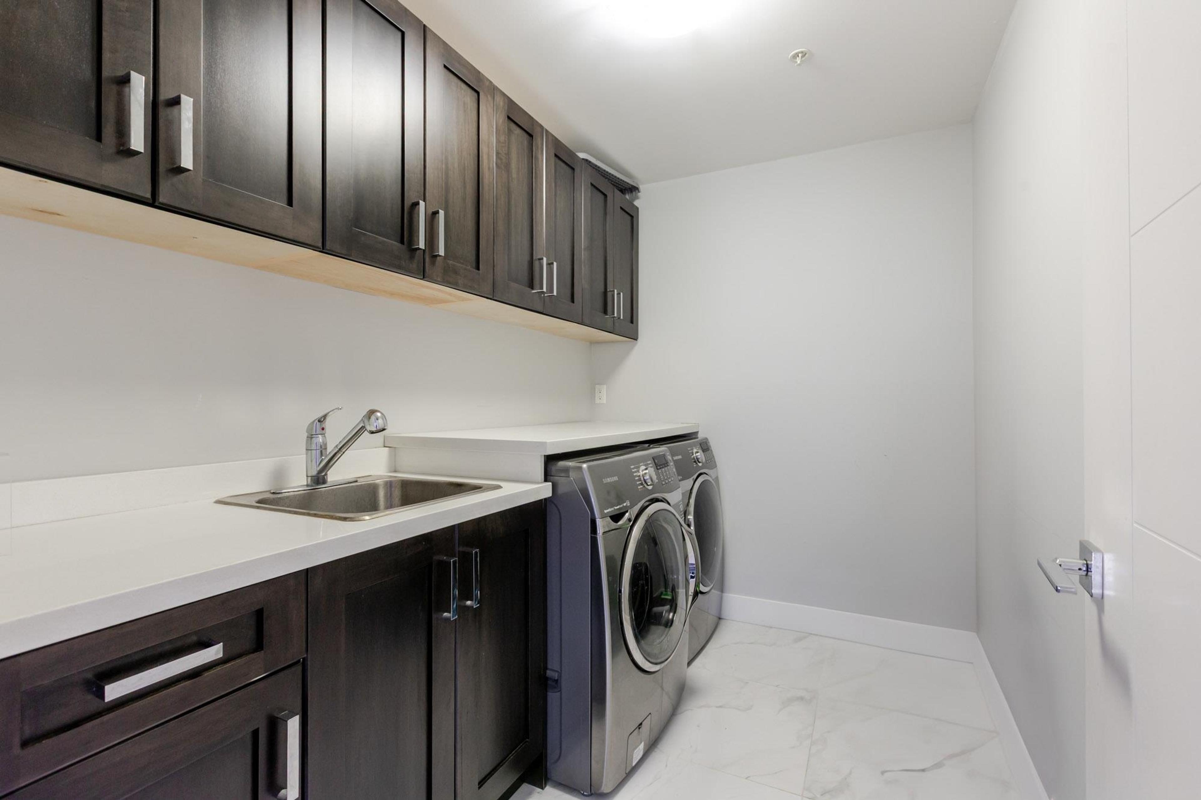 1540 MAPLE STREET - 28