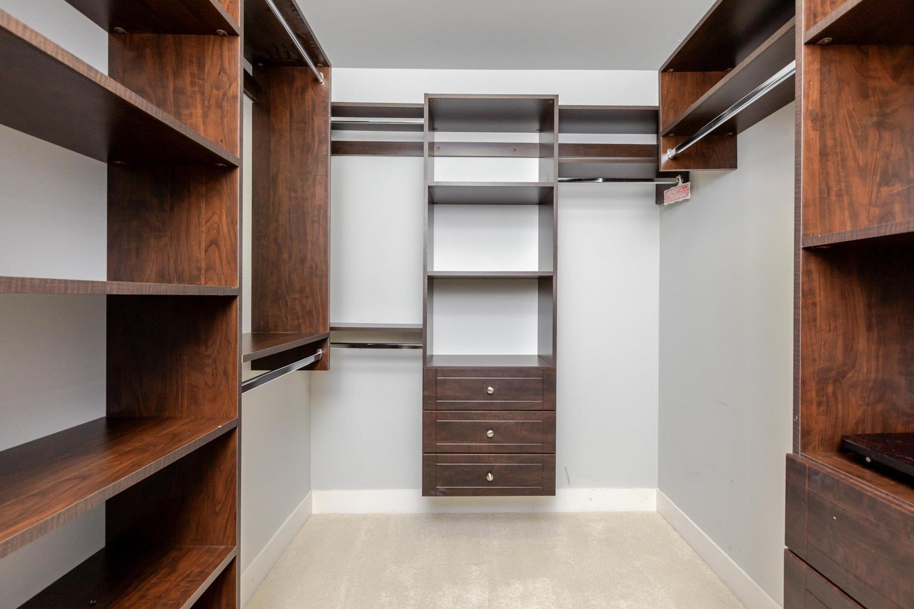 1540 MAPLE STREET - 18