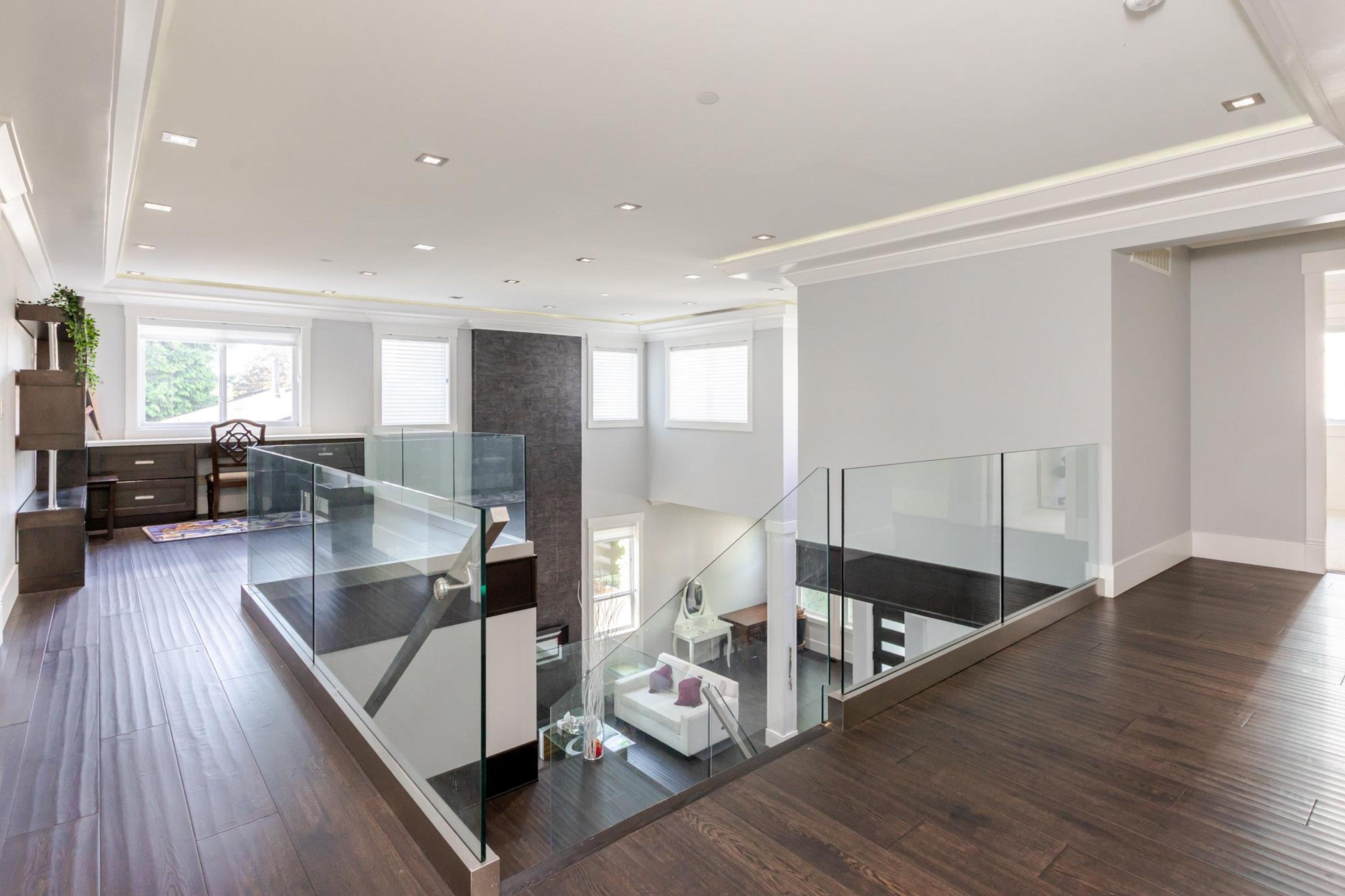 1540 MAPLE STREET - 15