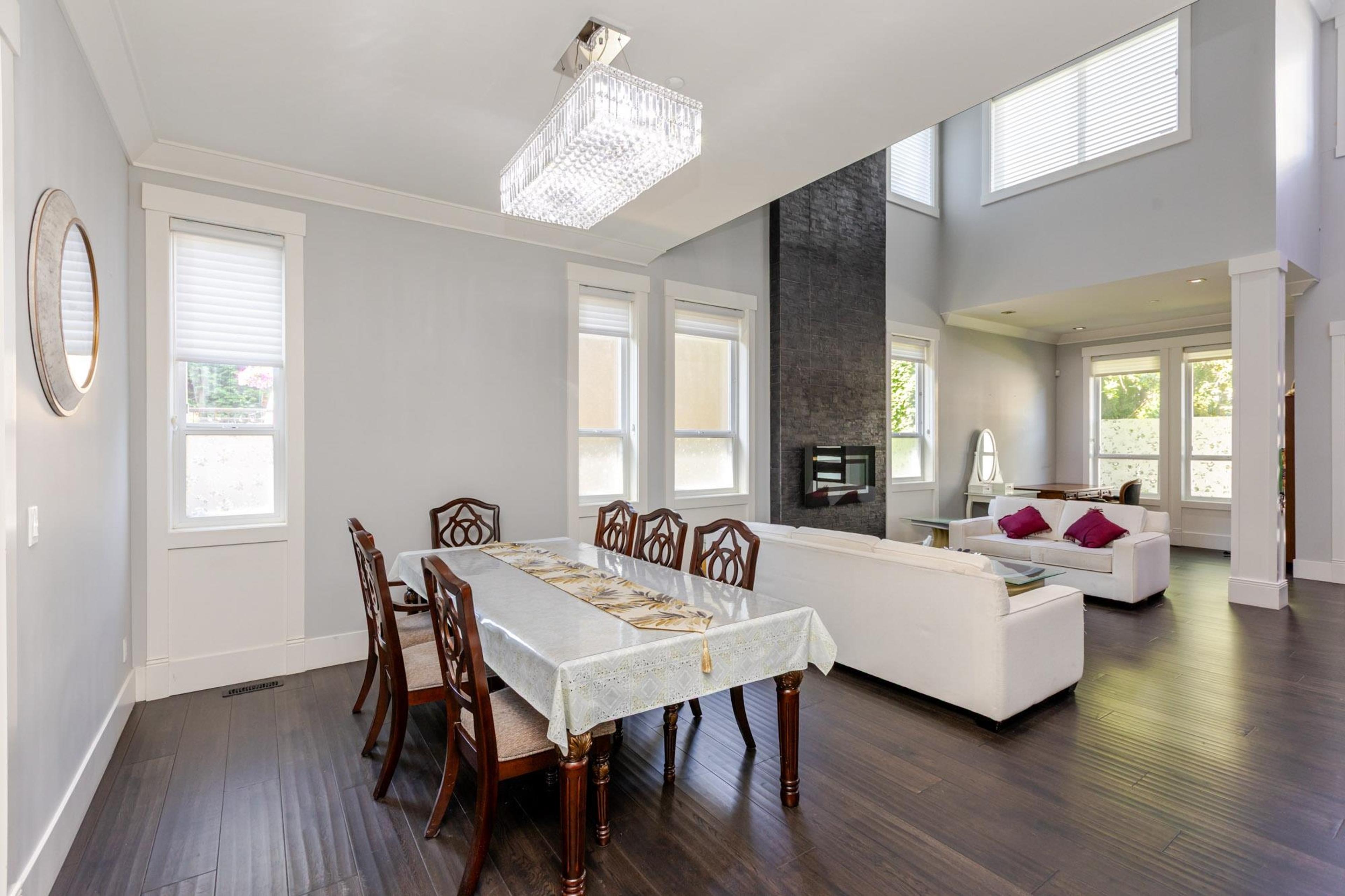 1540 MAPLE STREET - 8