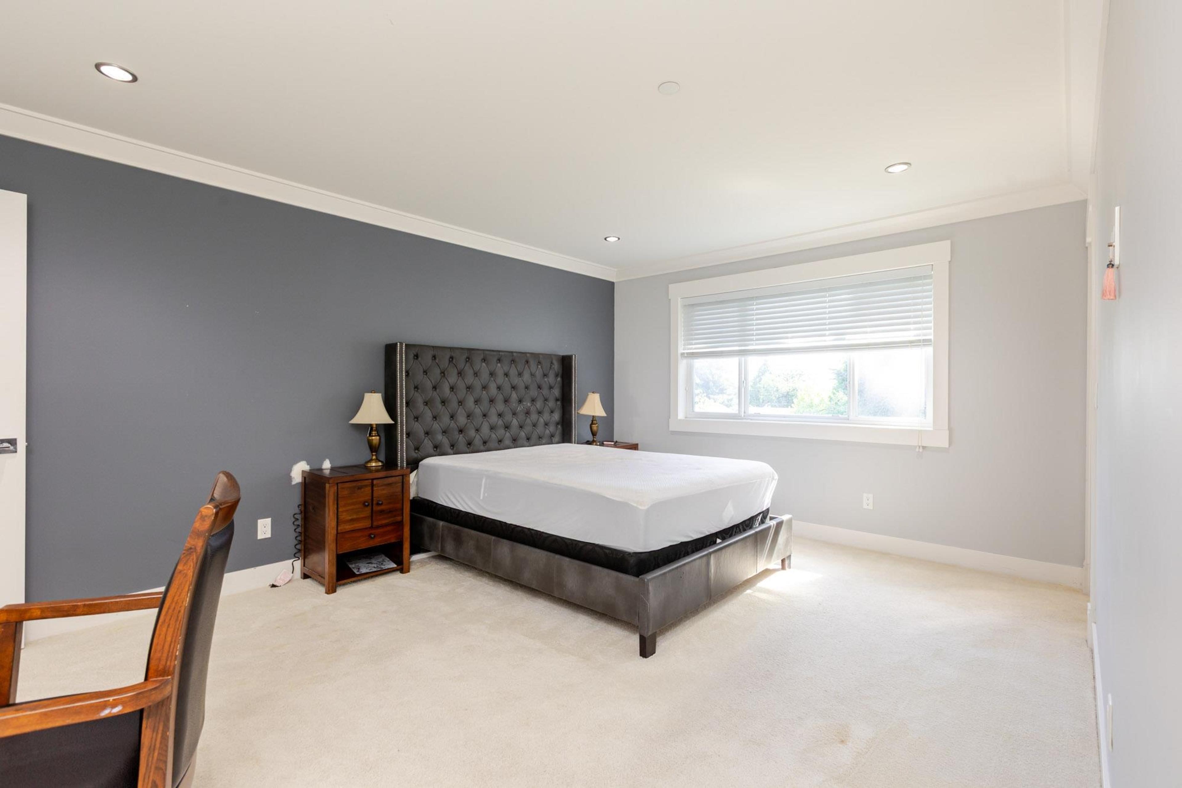 1540 MAPLE STREET - 25