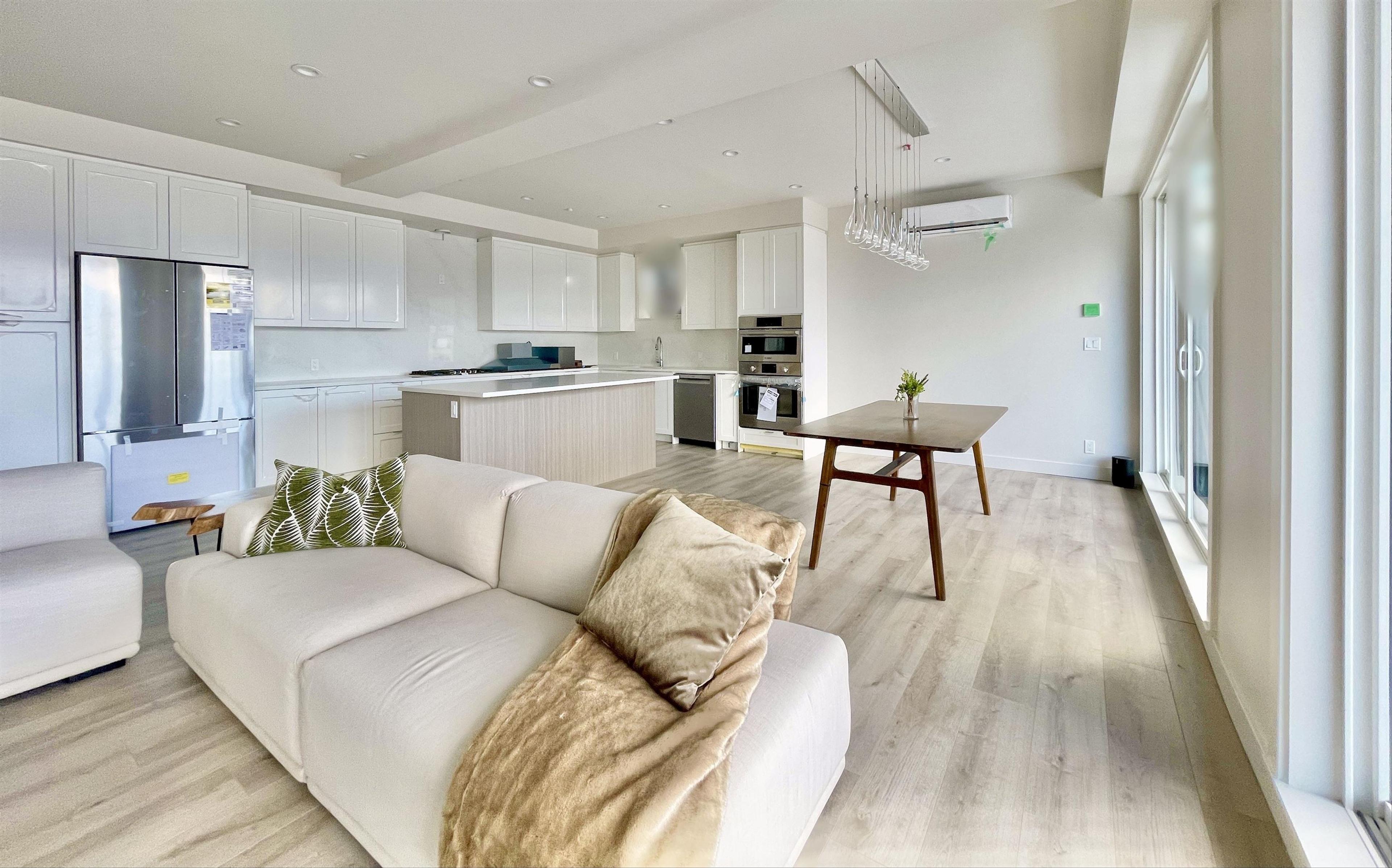 #8102 464 EAGLECREST DRIVE - Image 3