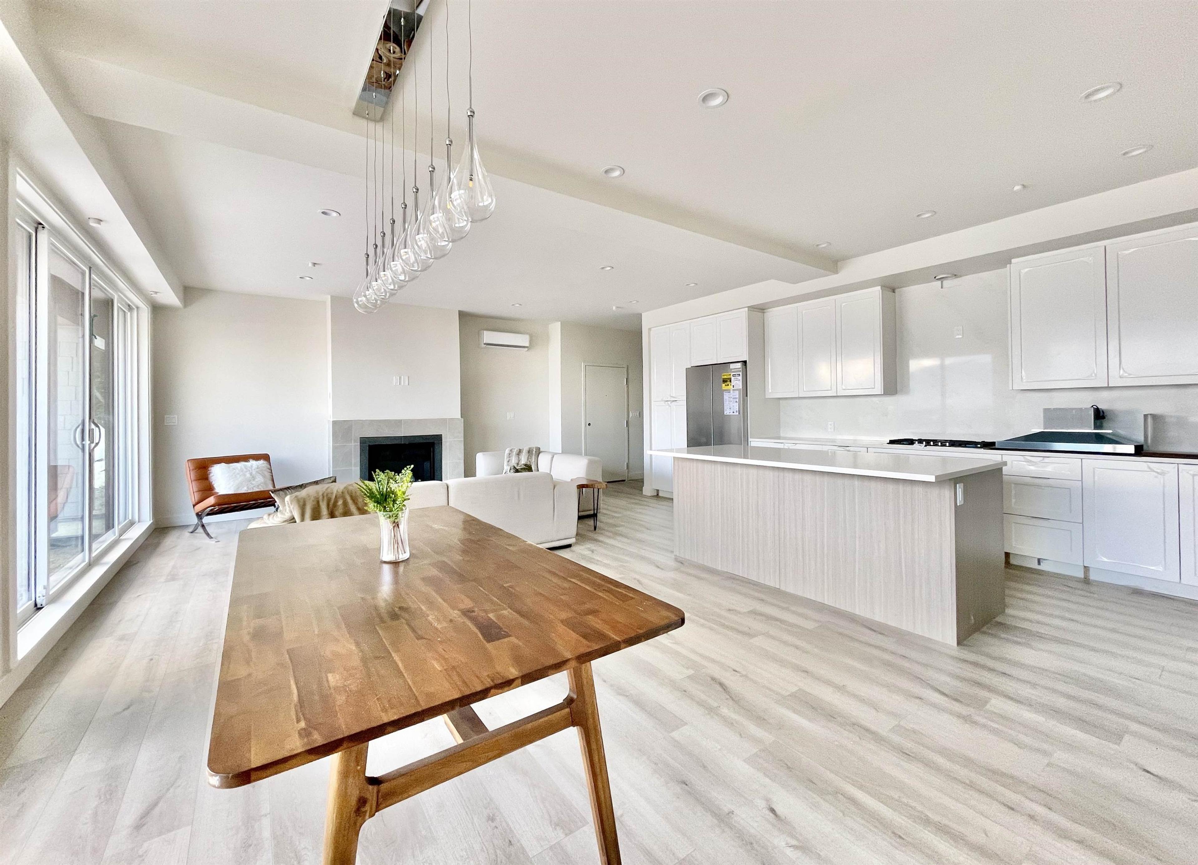 #8102 464 EAGLECREST DRIVE - Image 4