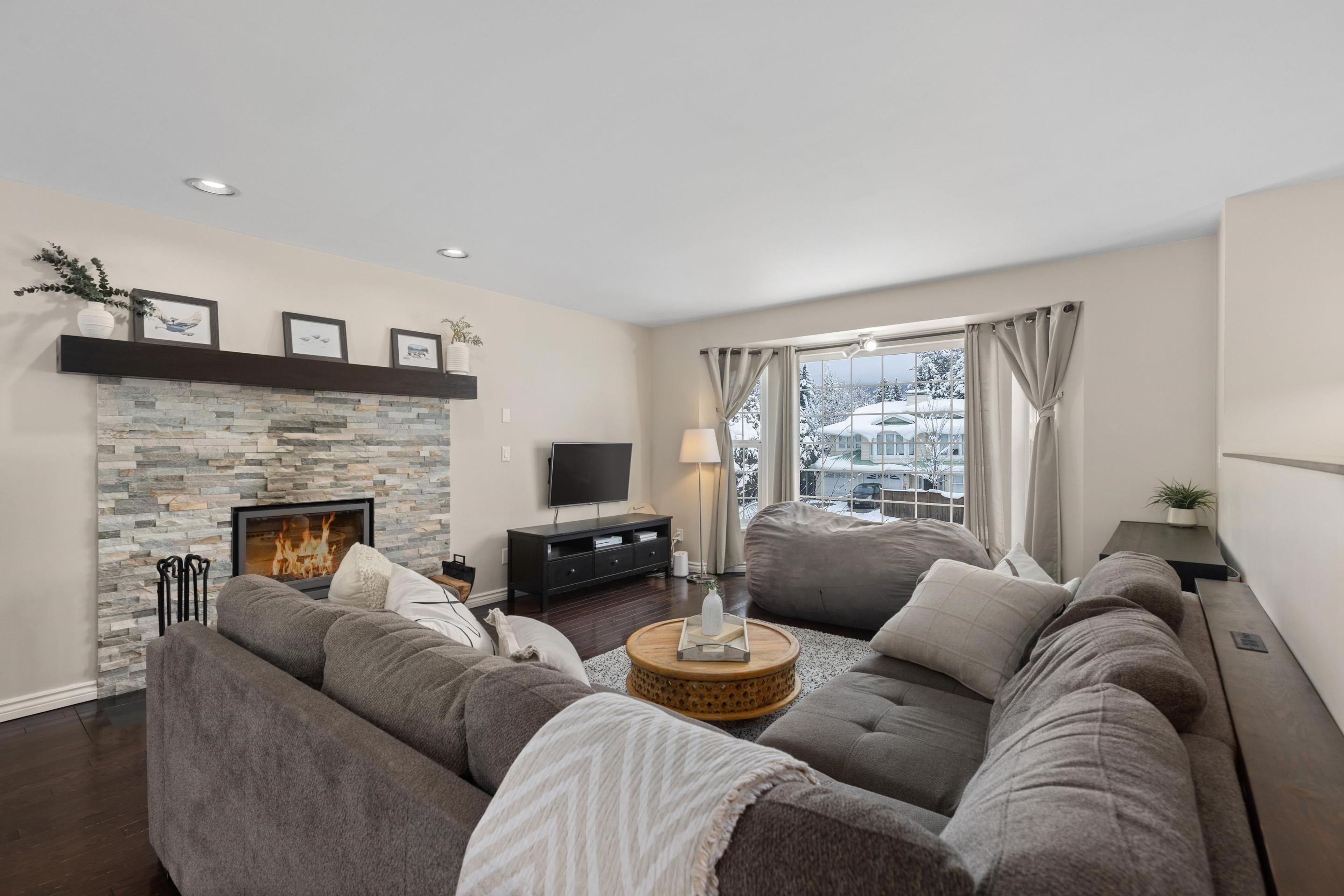 7391 LARCH STREET - 22