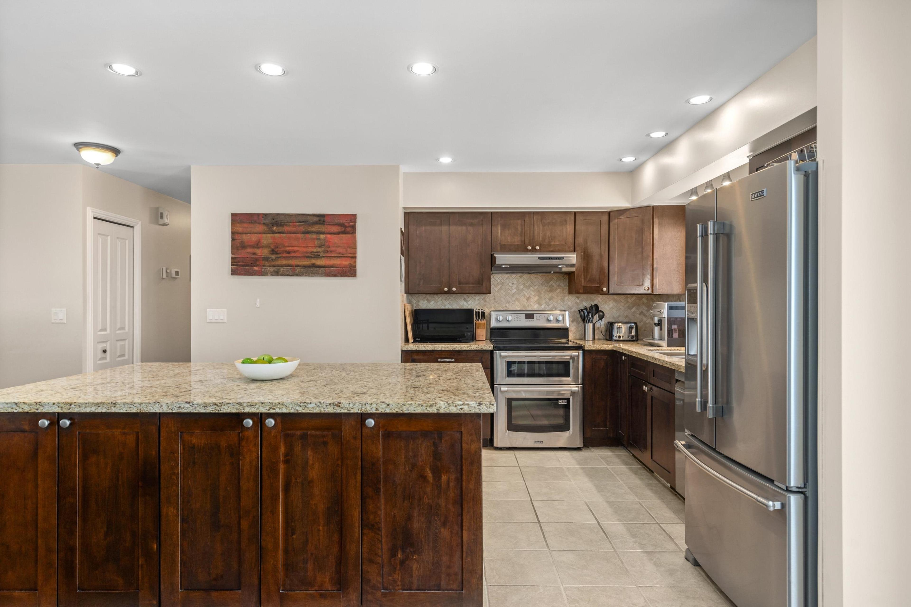 7391 LARCH STREET - 20