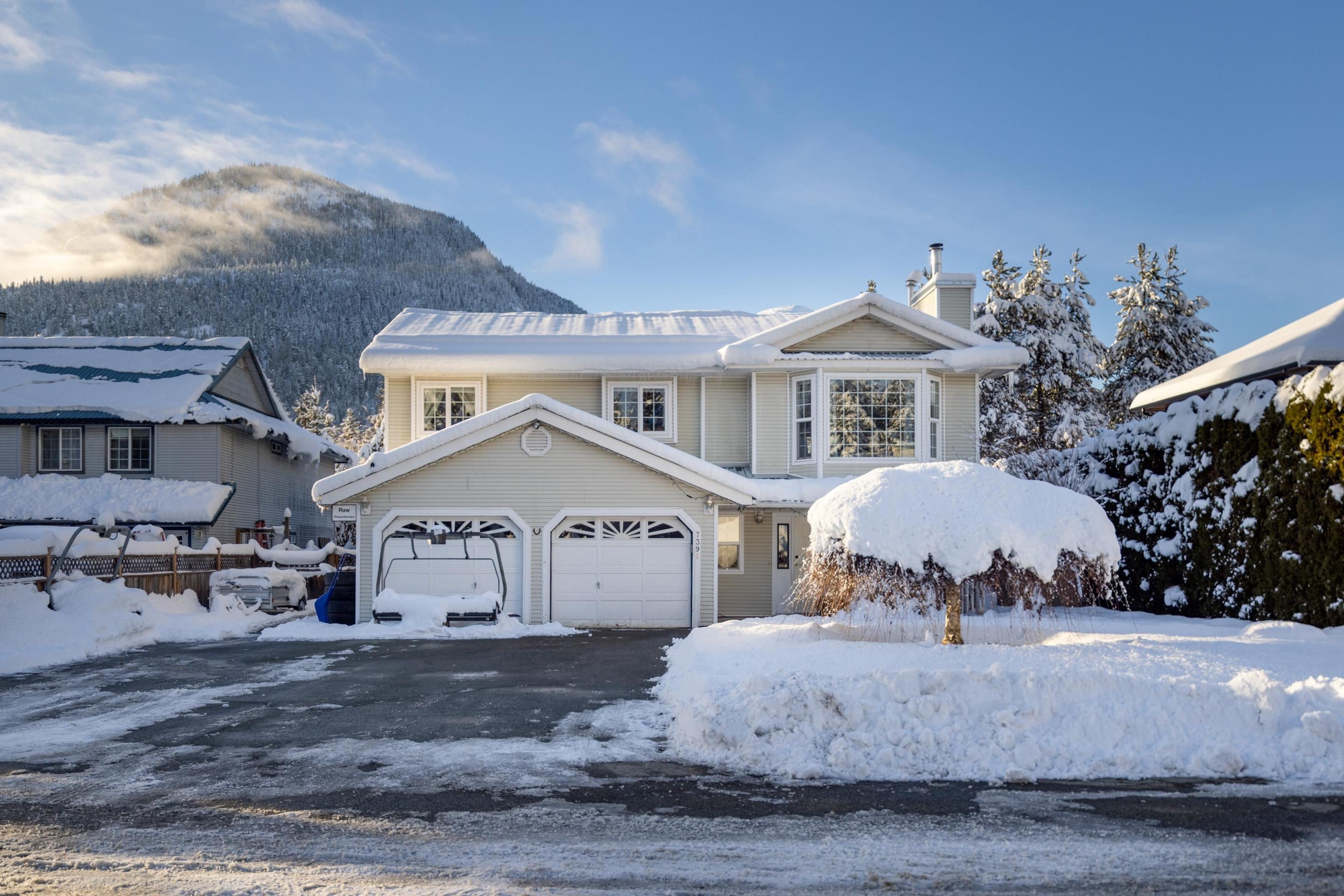 7391 LARCH STREET - 34