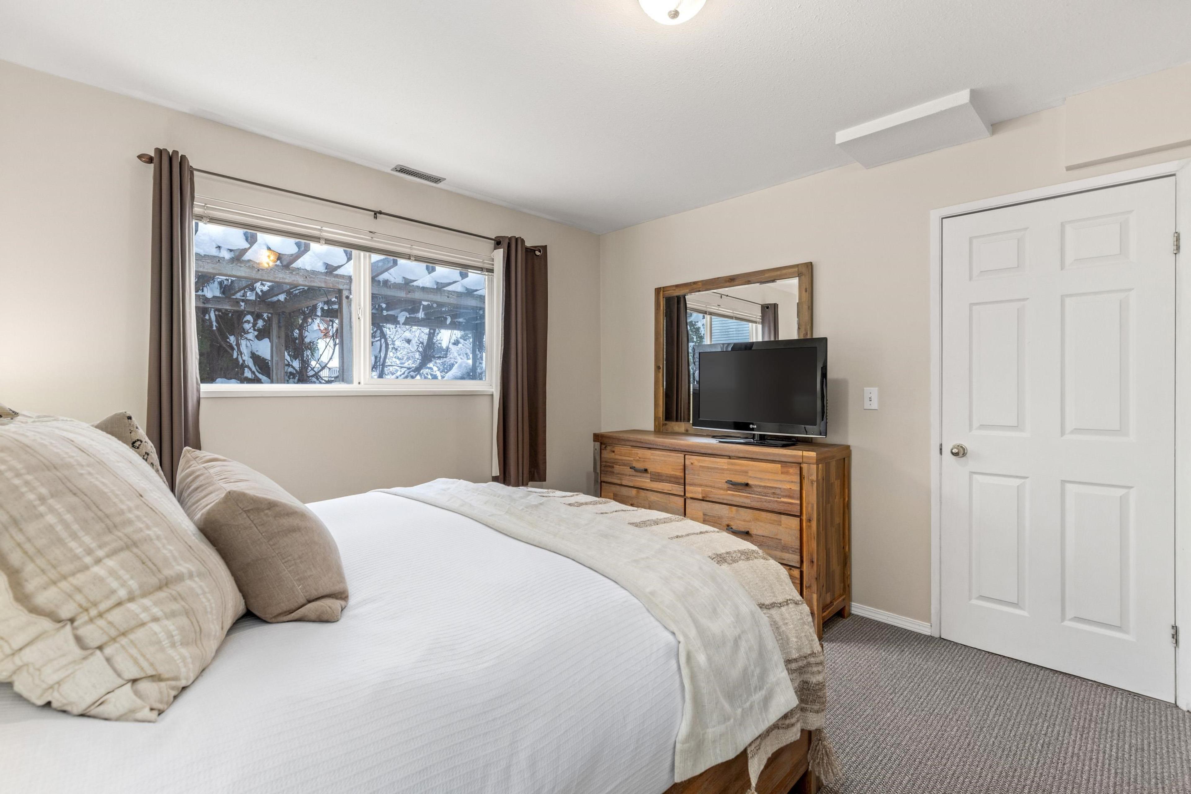 7391 LARCH STREET - 10