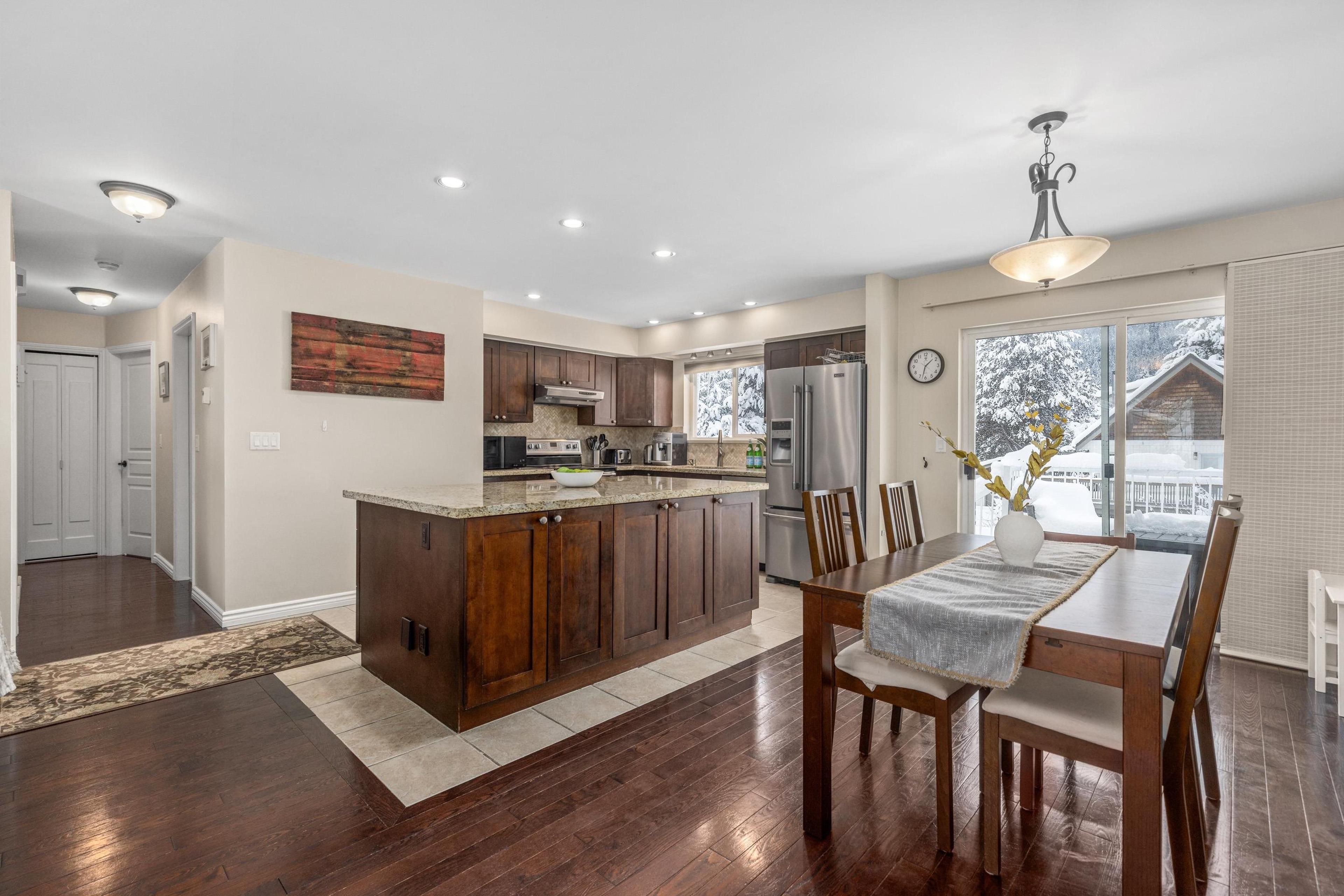 7391 LARCH STREET - 19