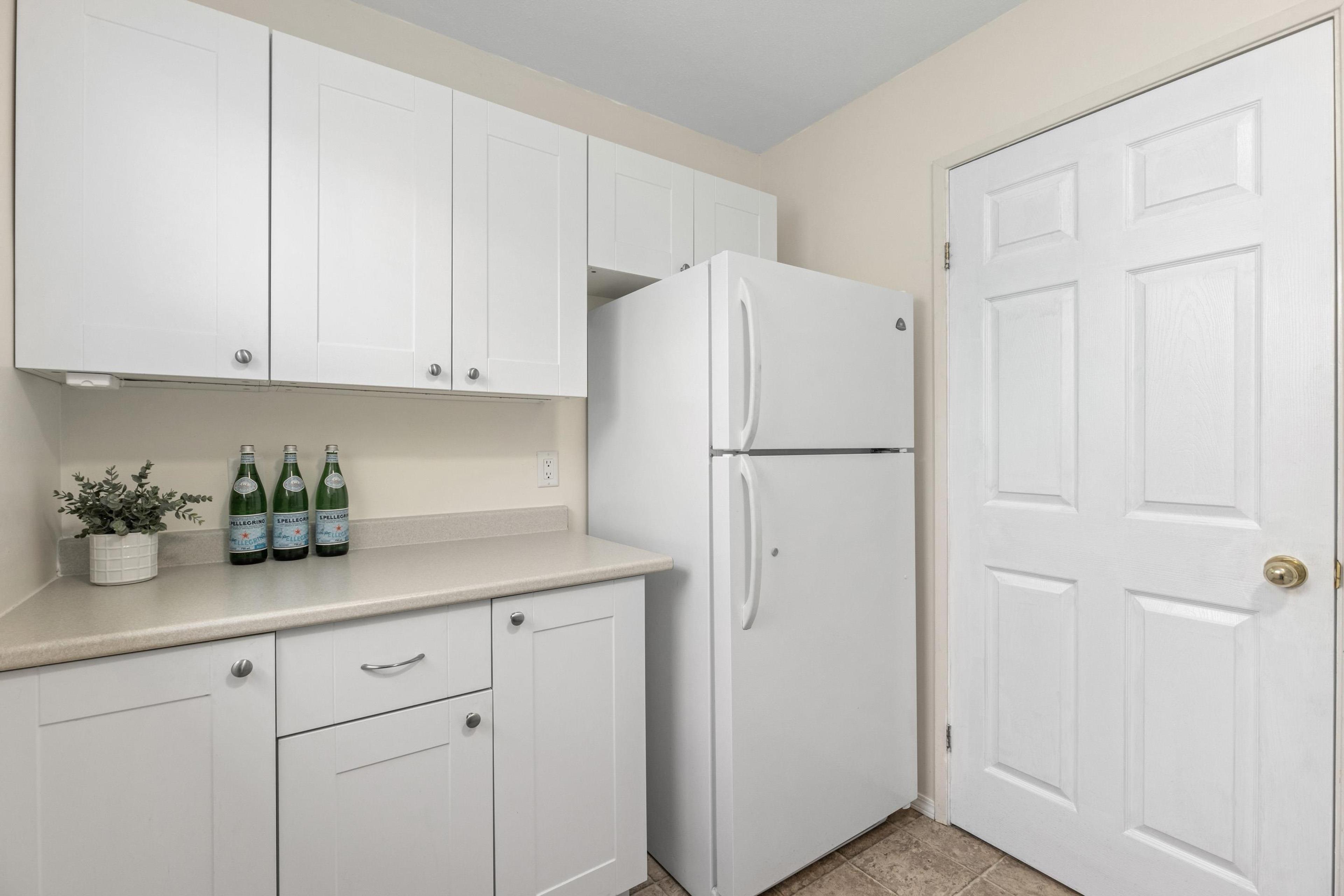 7391 LARCH STREET - 8