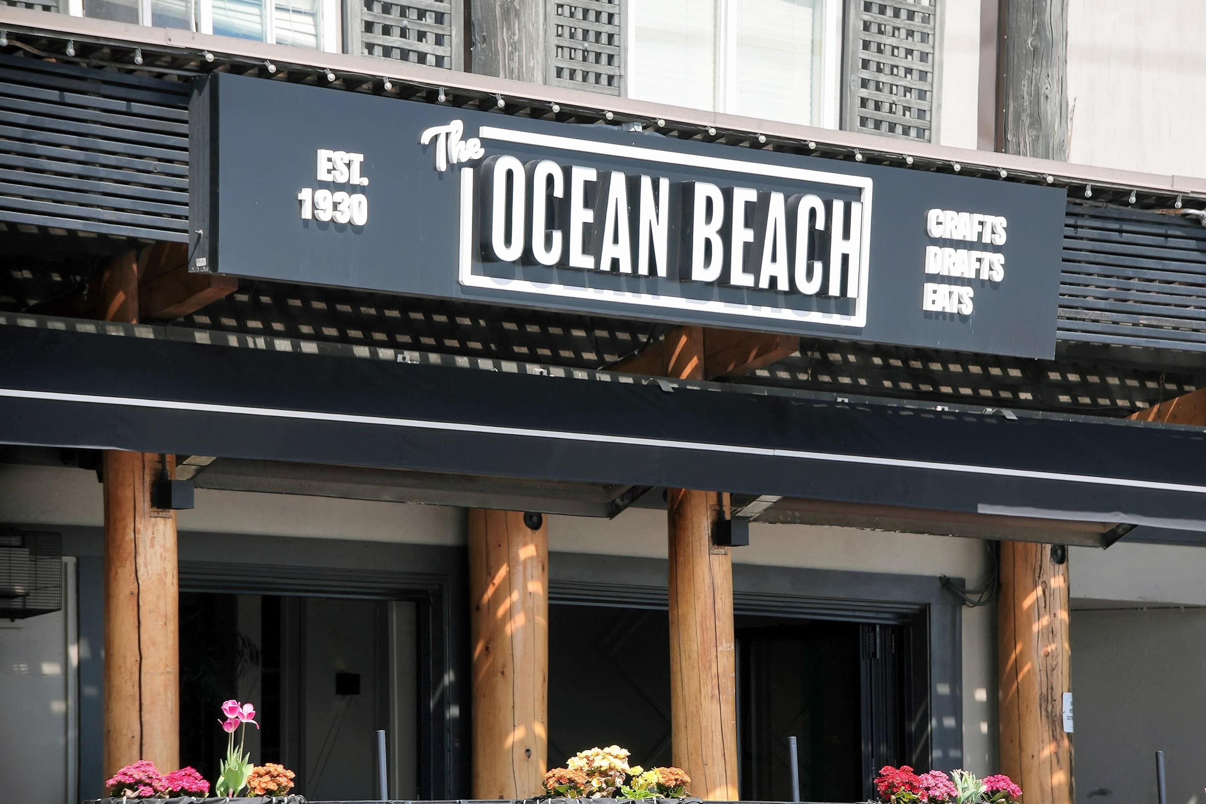 #11 15971 MARINE DRIVE - 33