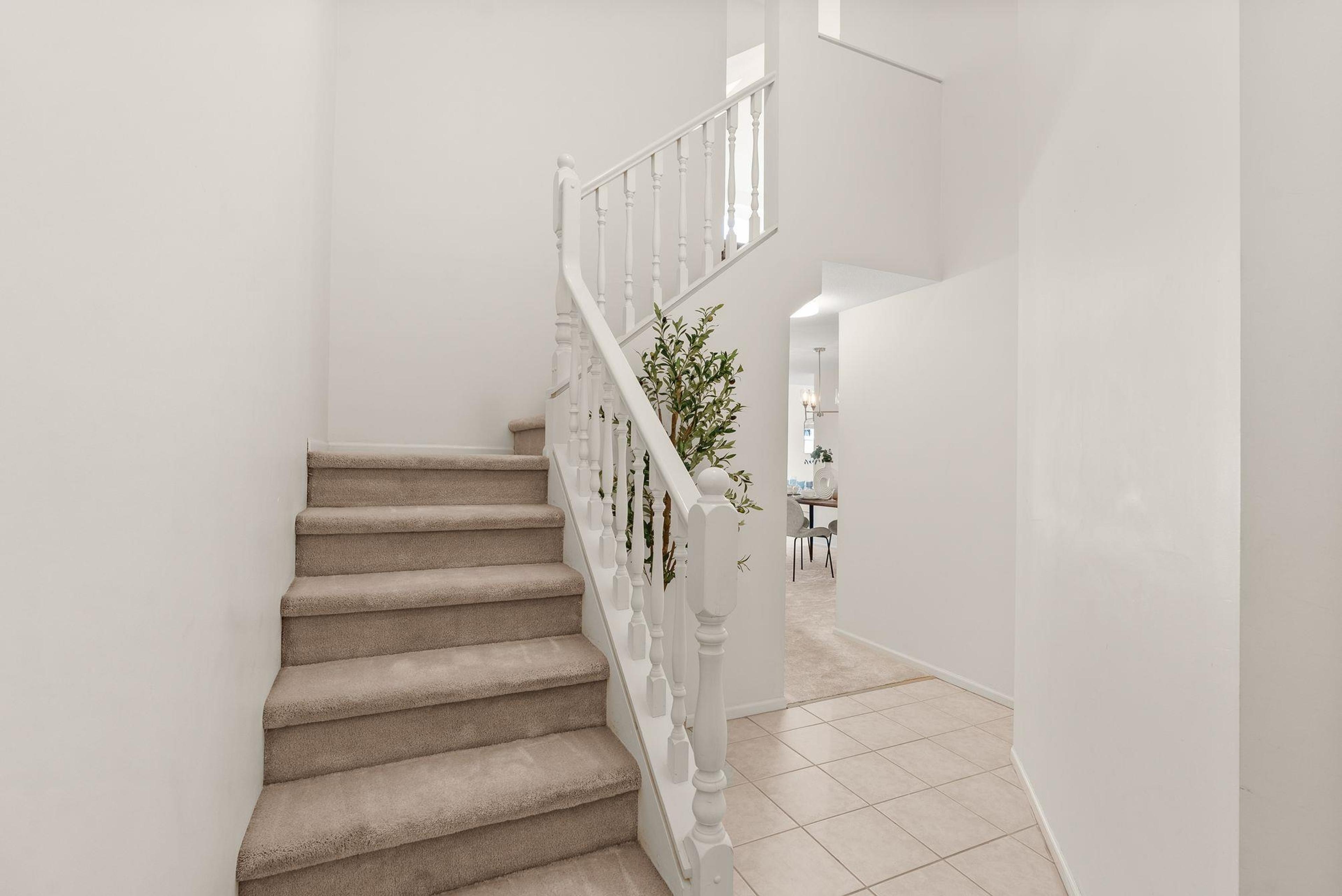 #404 1576 MERKLIN STREET - 27