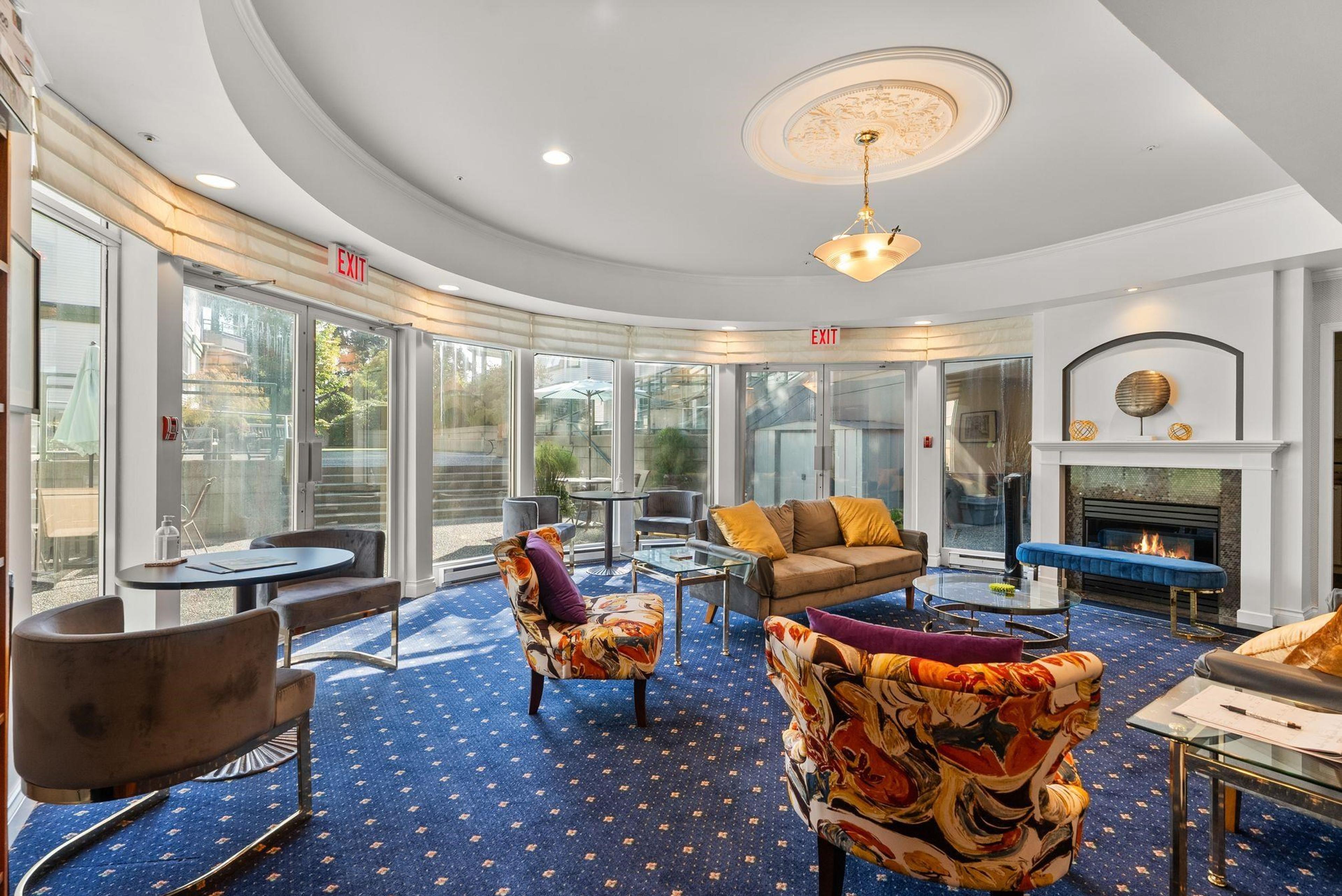 #404 1576 MERKLIN STREET - 32