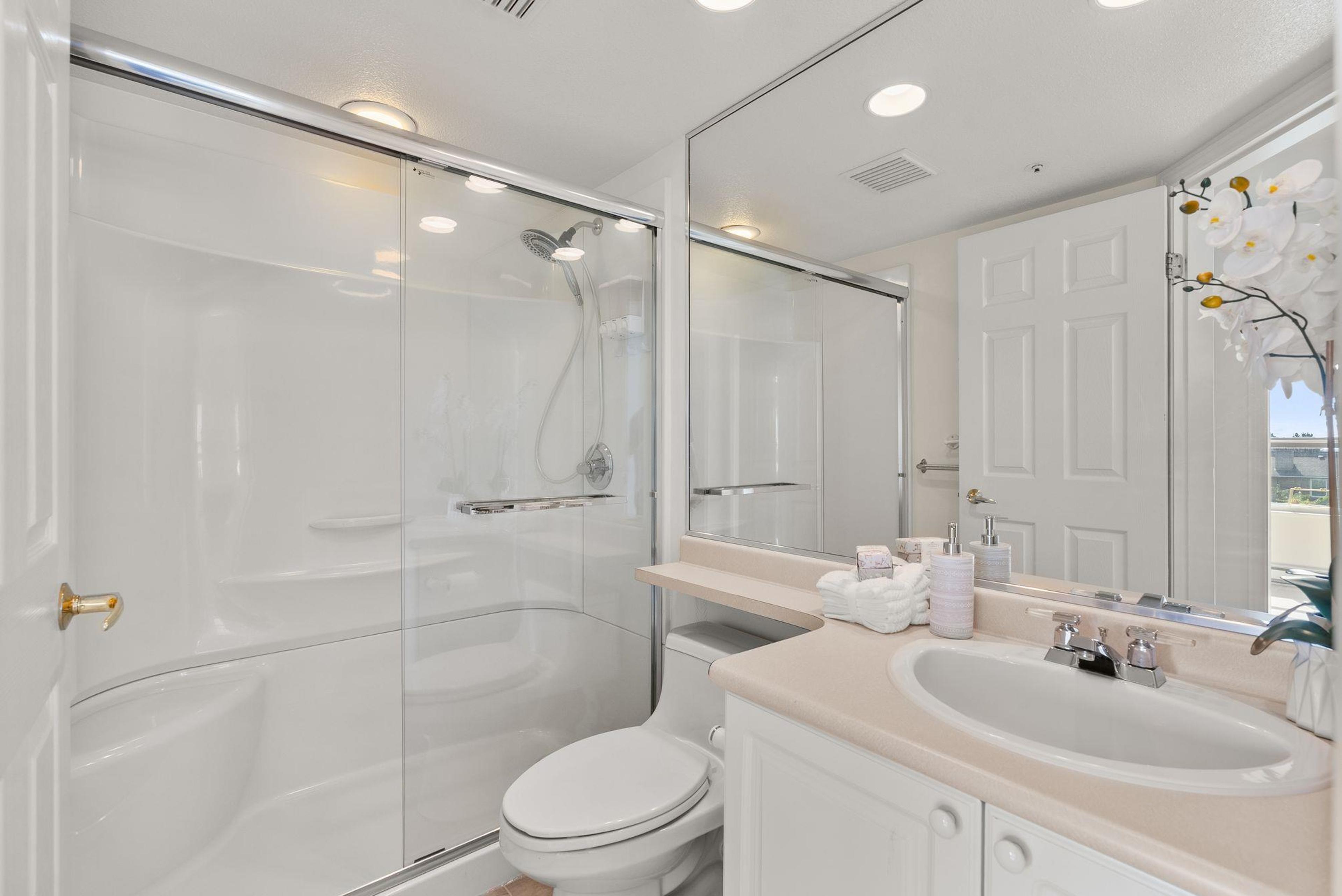 #404 1576 MERKLIN STREET - 9