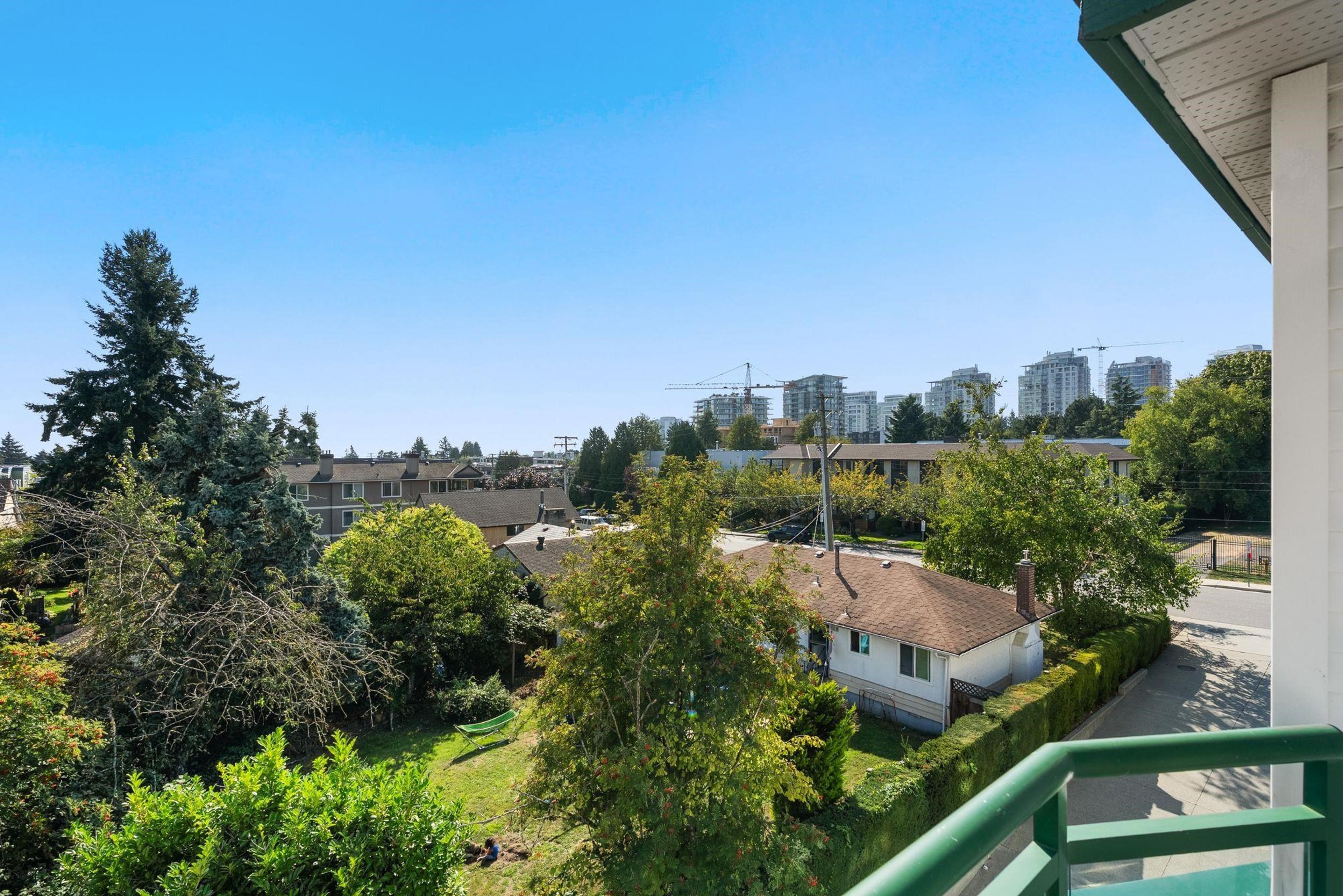 #404 1576 MERKLIN STREET - 14