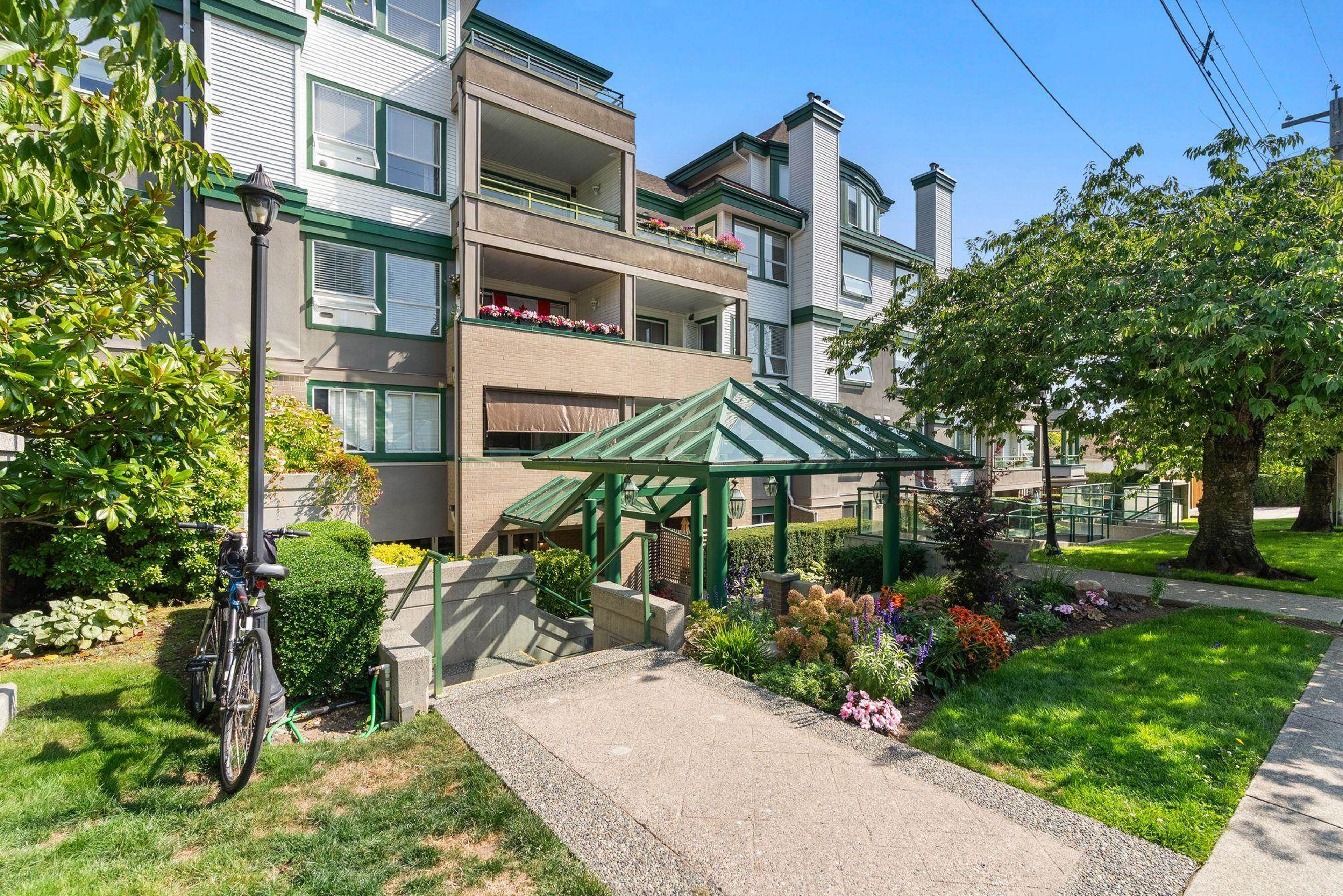 #404 1576 MERKLIN STREET - 15