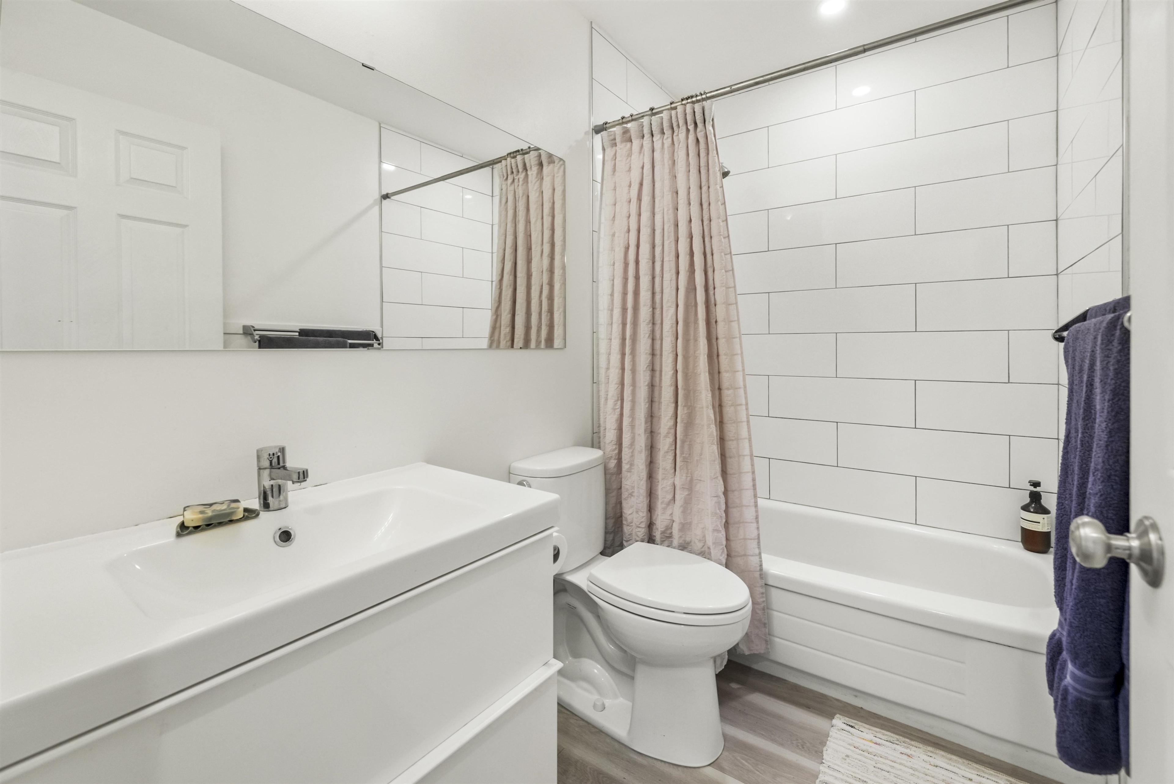 4472 KEHLER STREET - 25