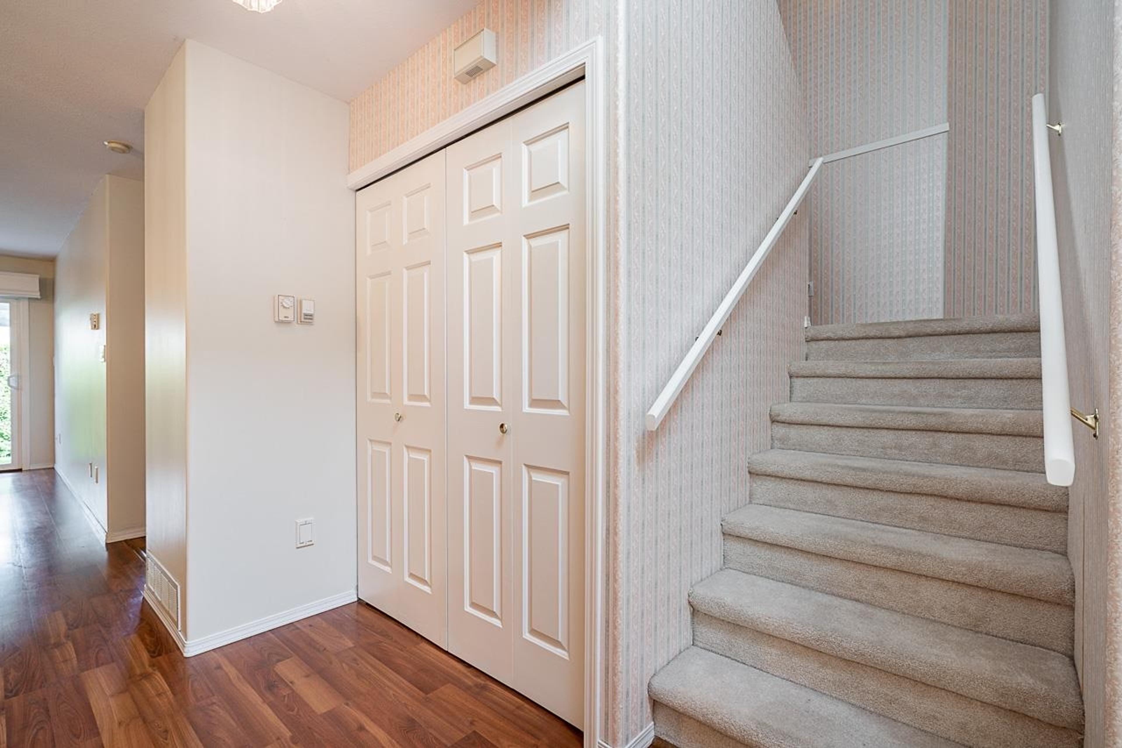 #6 659 DOUGLAS STREET - 14