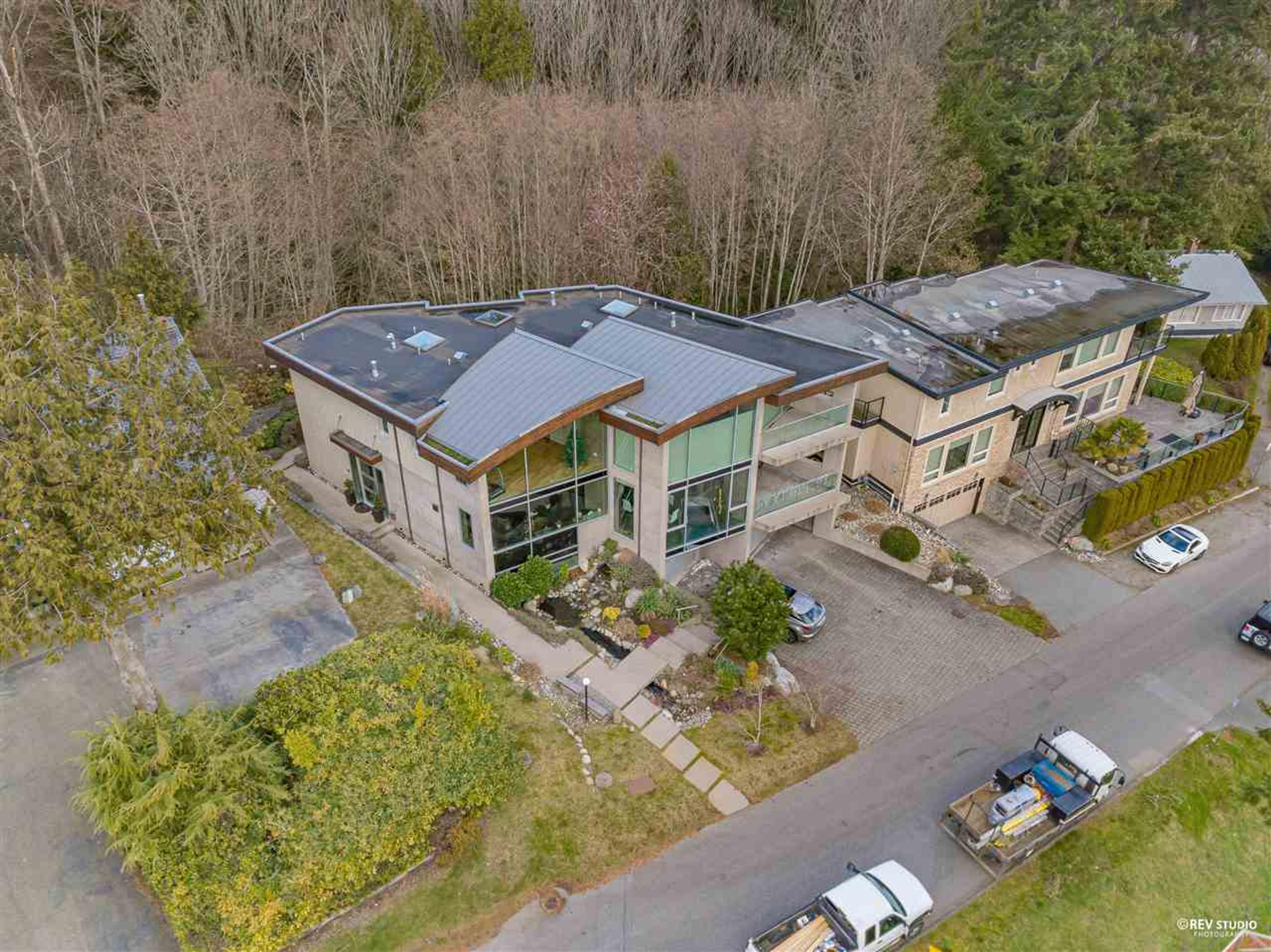 14523 MAGDALEN AVENUE - 29