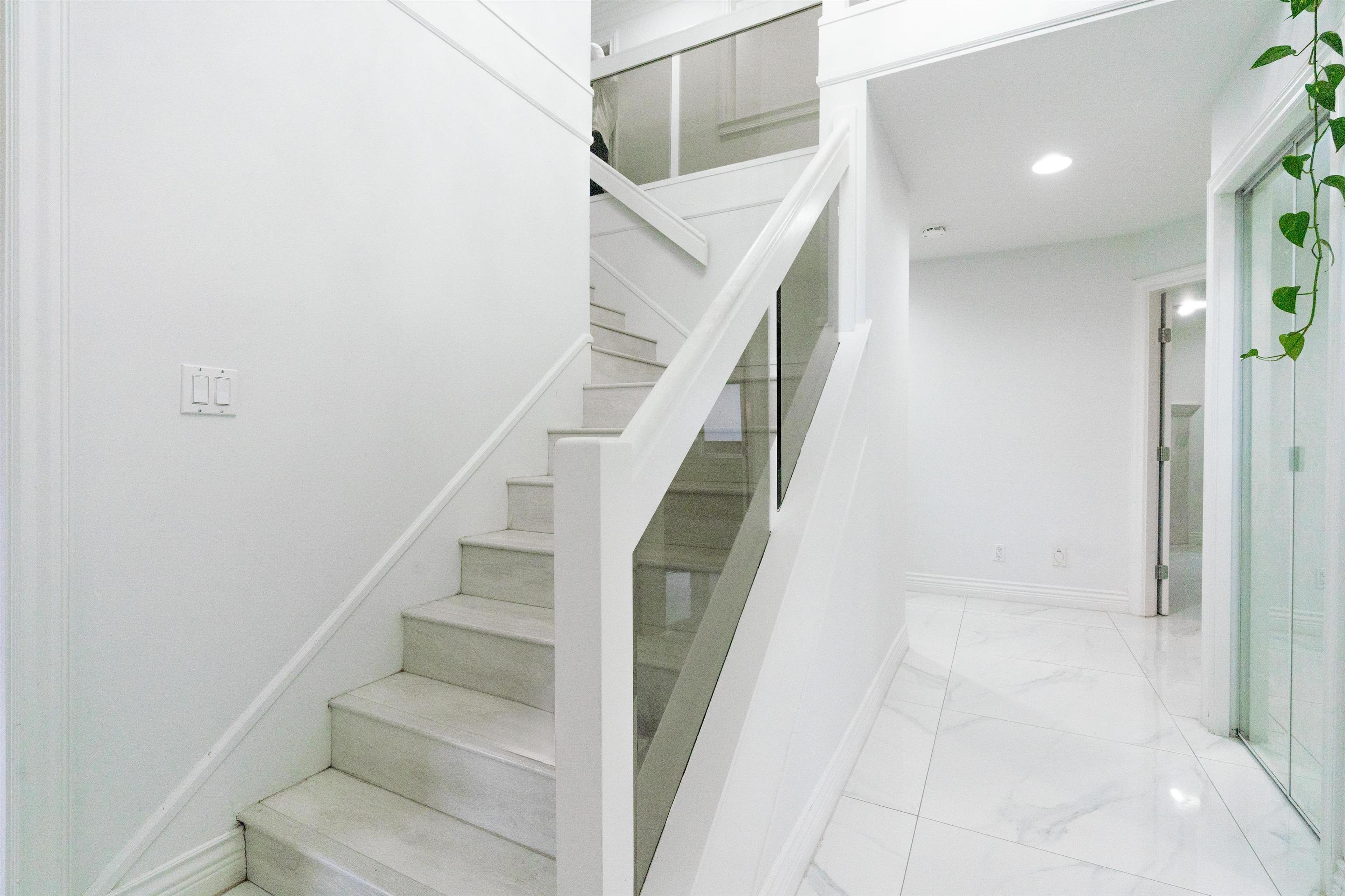 1388 LEE STREET - 10