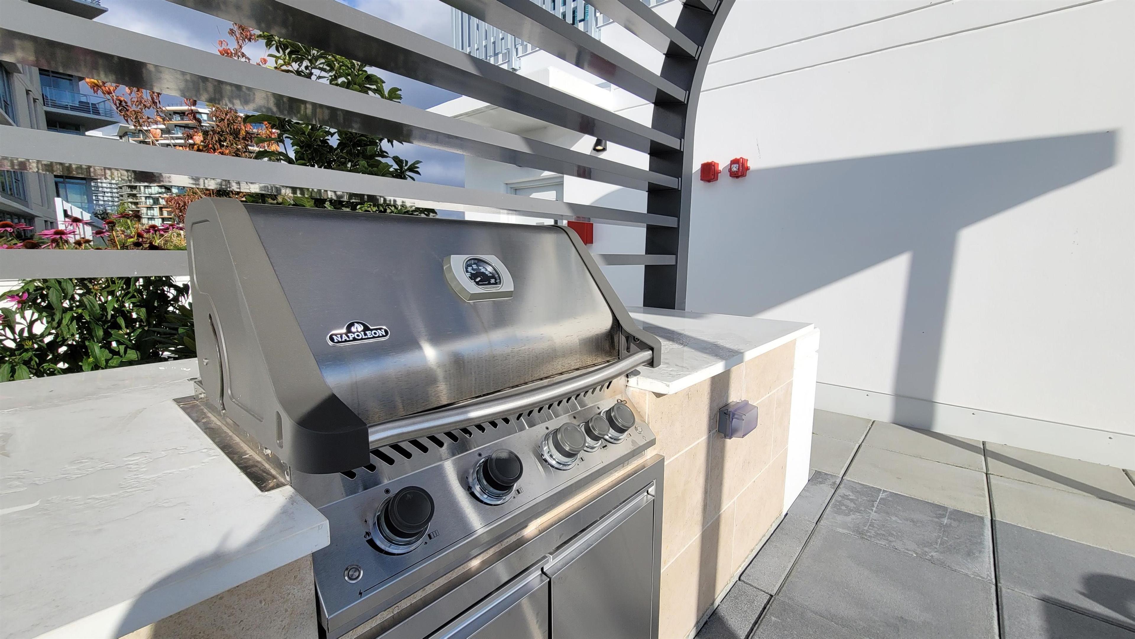 #705 1342 JOHNSTON ROAD - 29