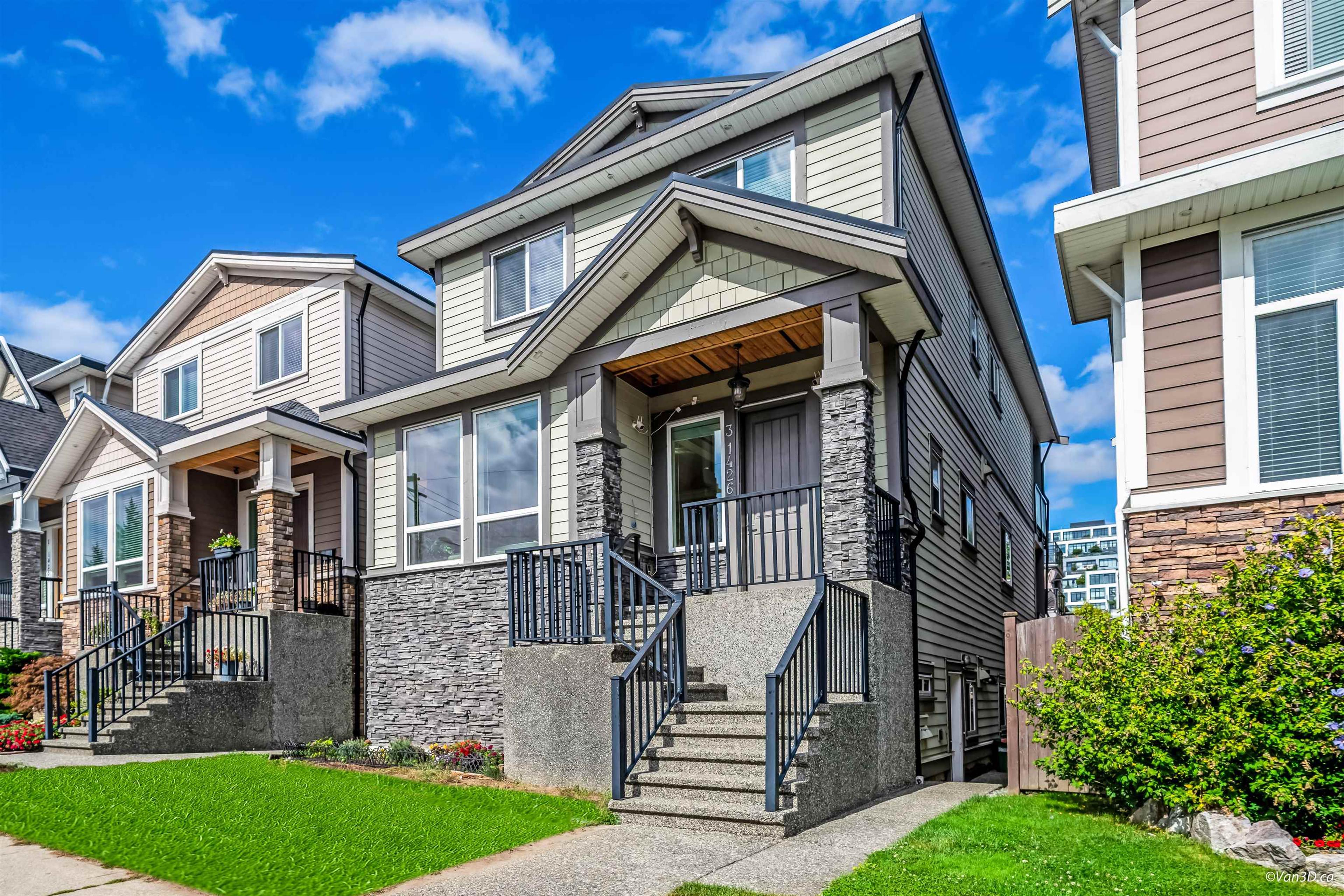 #3 1426 FINLAY STREET - 38