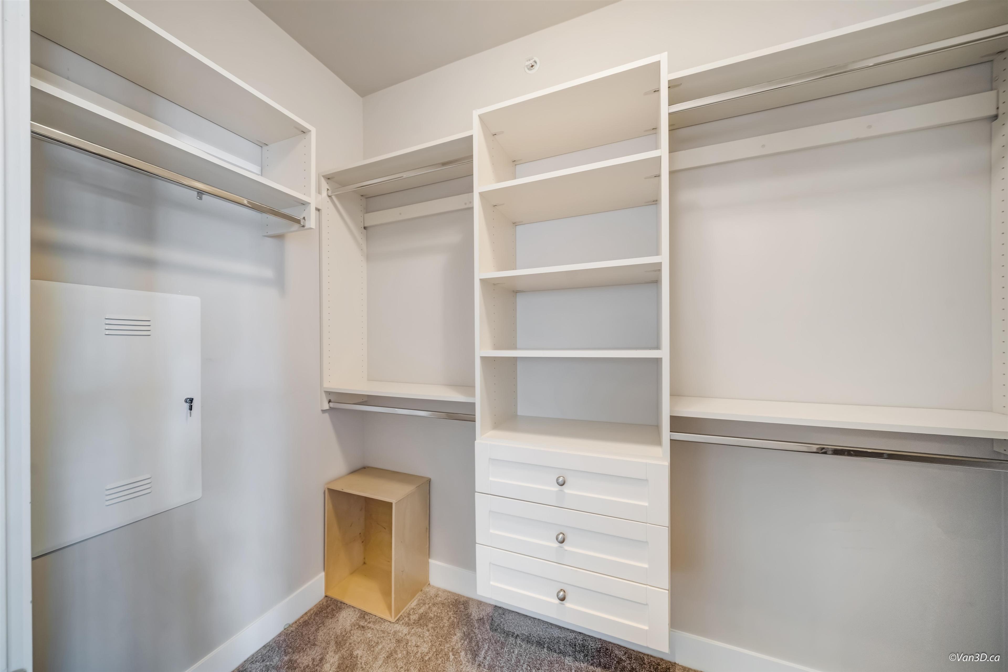 #3 1426 FINLAY STREET - 25