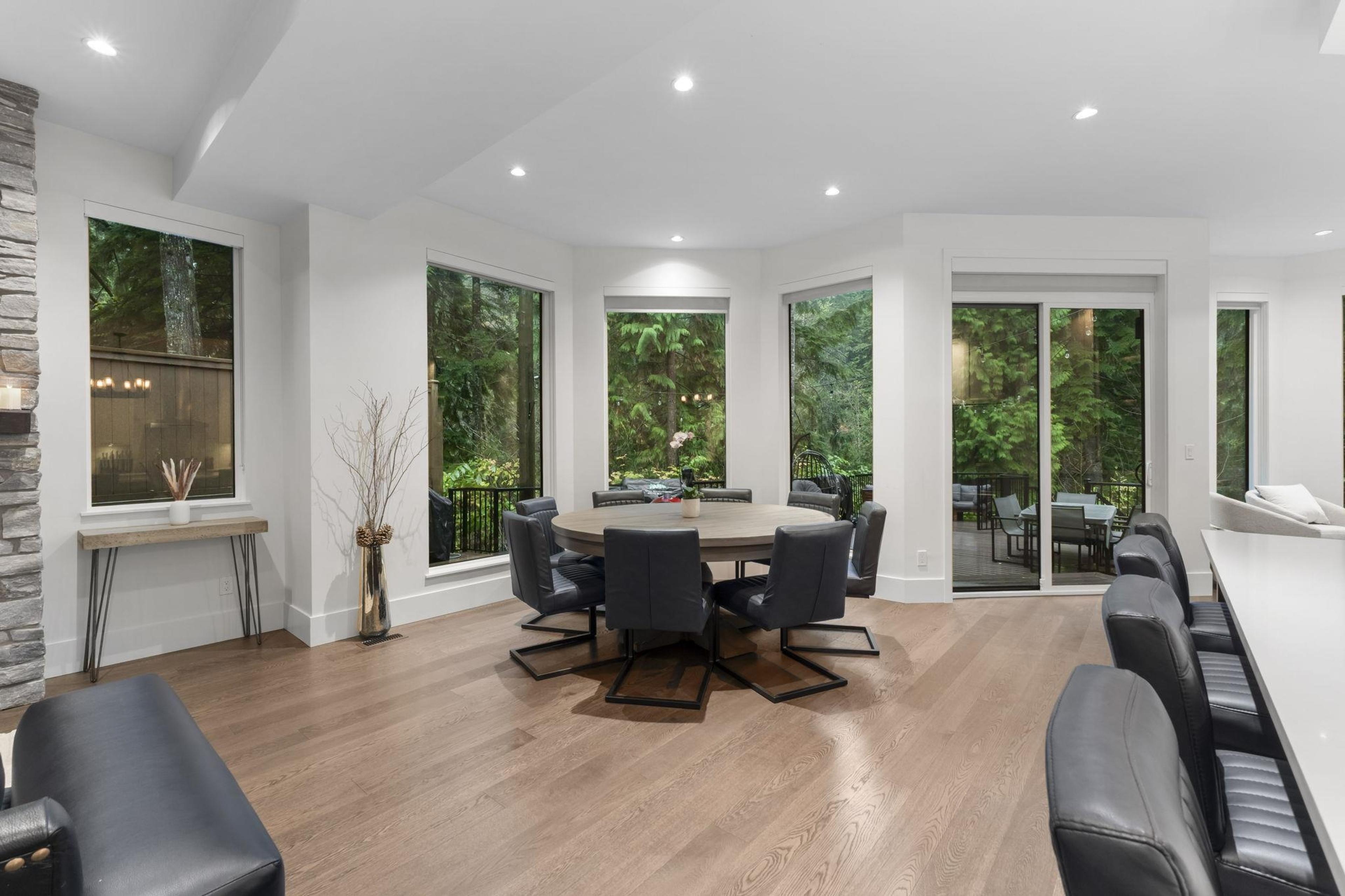 #22 3295 SUNNYSIDE ROAD - 5