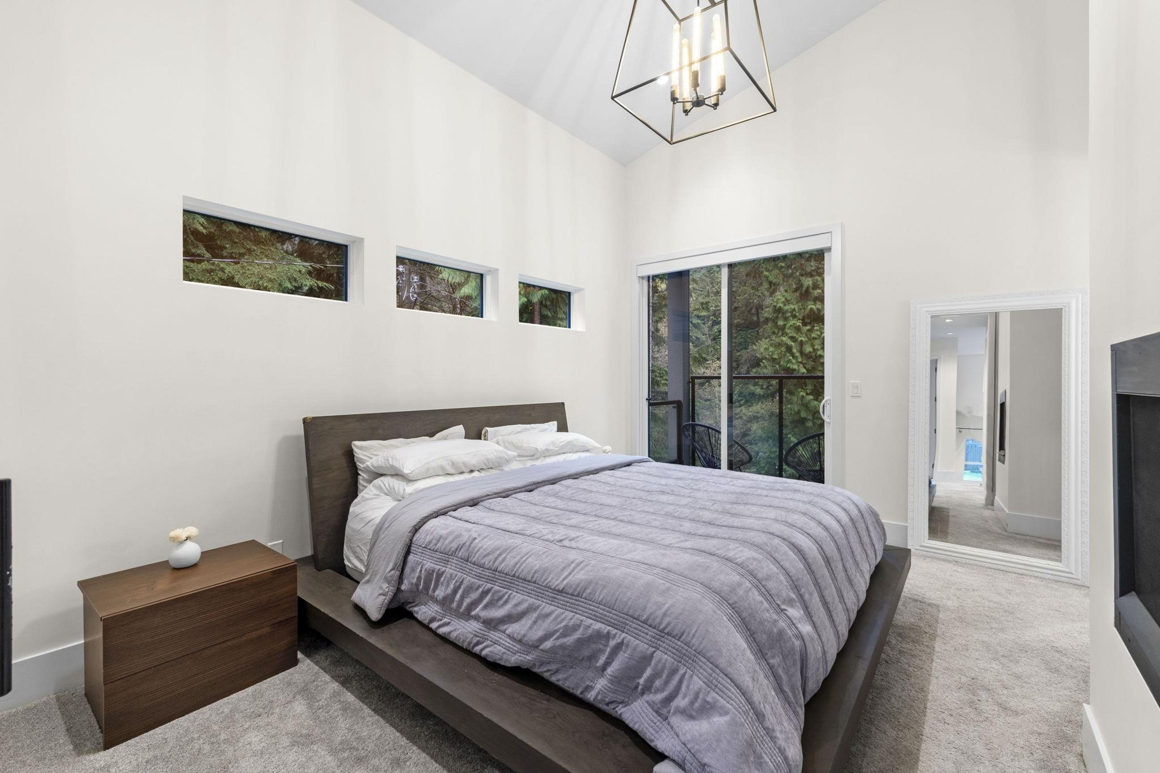 #22 3295 SUNNYSIDE ROAD - 11